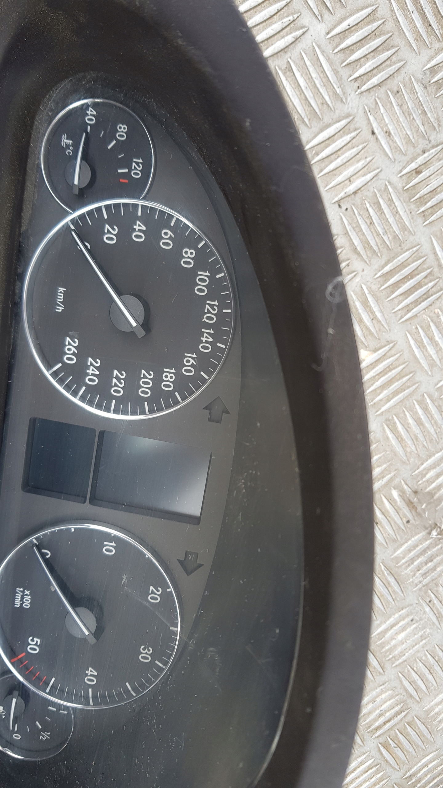 MERCEDES W203 dials clock 1.8 A2035404348