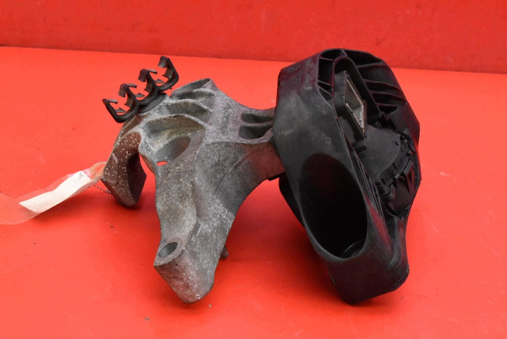 holder engine mount right 113756731R RENAULT CLIO 4 IV 1.5 DCI 90KM 16-19