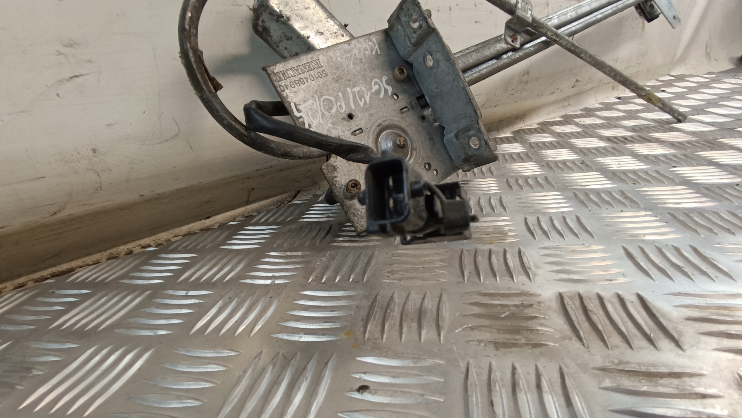 Mécanisme Lève vitre Vitre RENAULT 5010468940