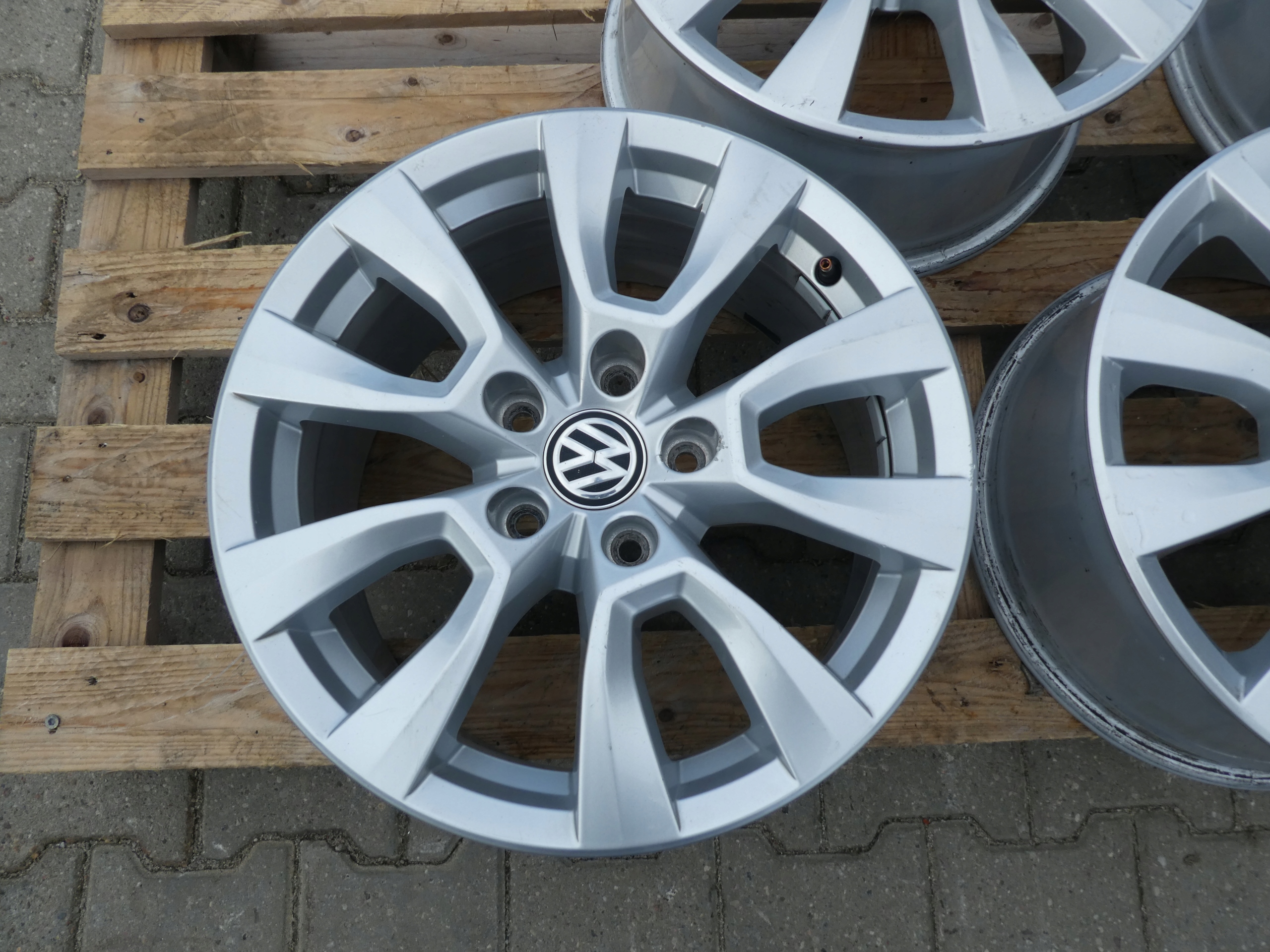 4X discs disc VW AMAROK 2H6601025A