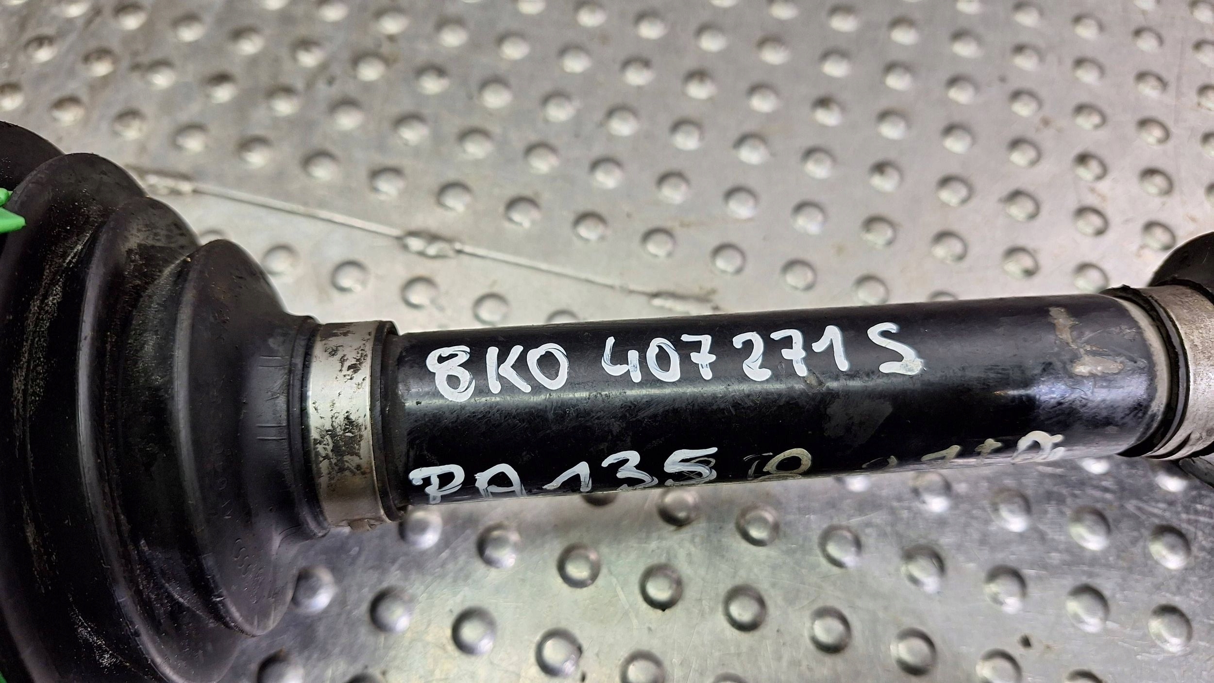 semi-axis left front MULTITRONIC 8K0407271S AUDI A4 B8 A5 8T 2.7TDI