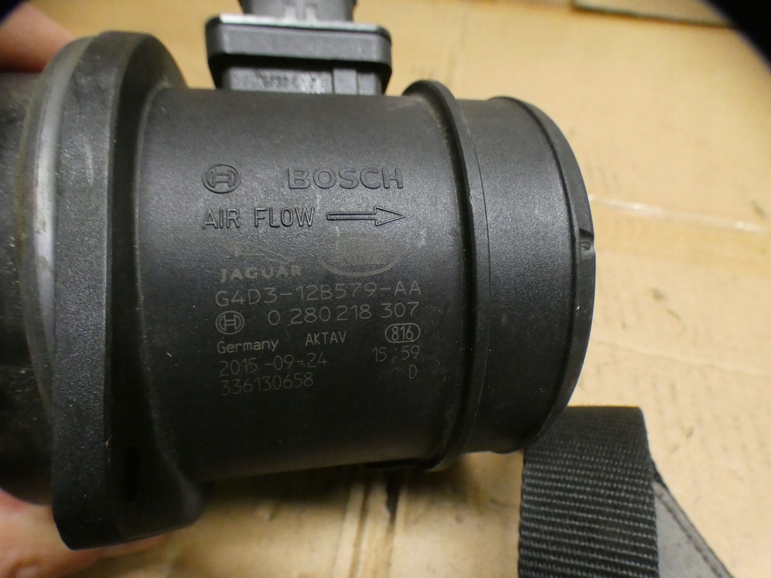 flow meter LAND ROVER RANGE ROVER SPORT F00C2G8024