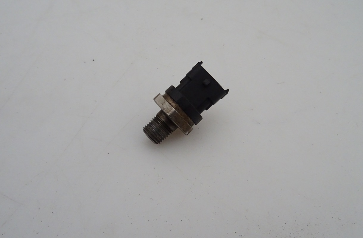 2015 FORD F-150 5.0 V8 ДАТЧИК ТИСКУ МАСЛА