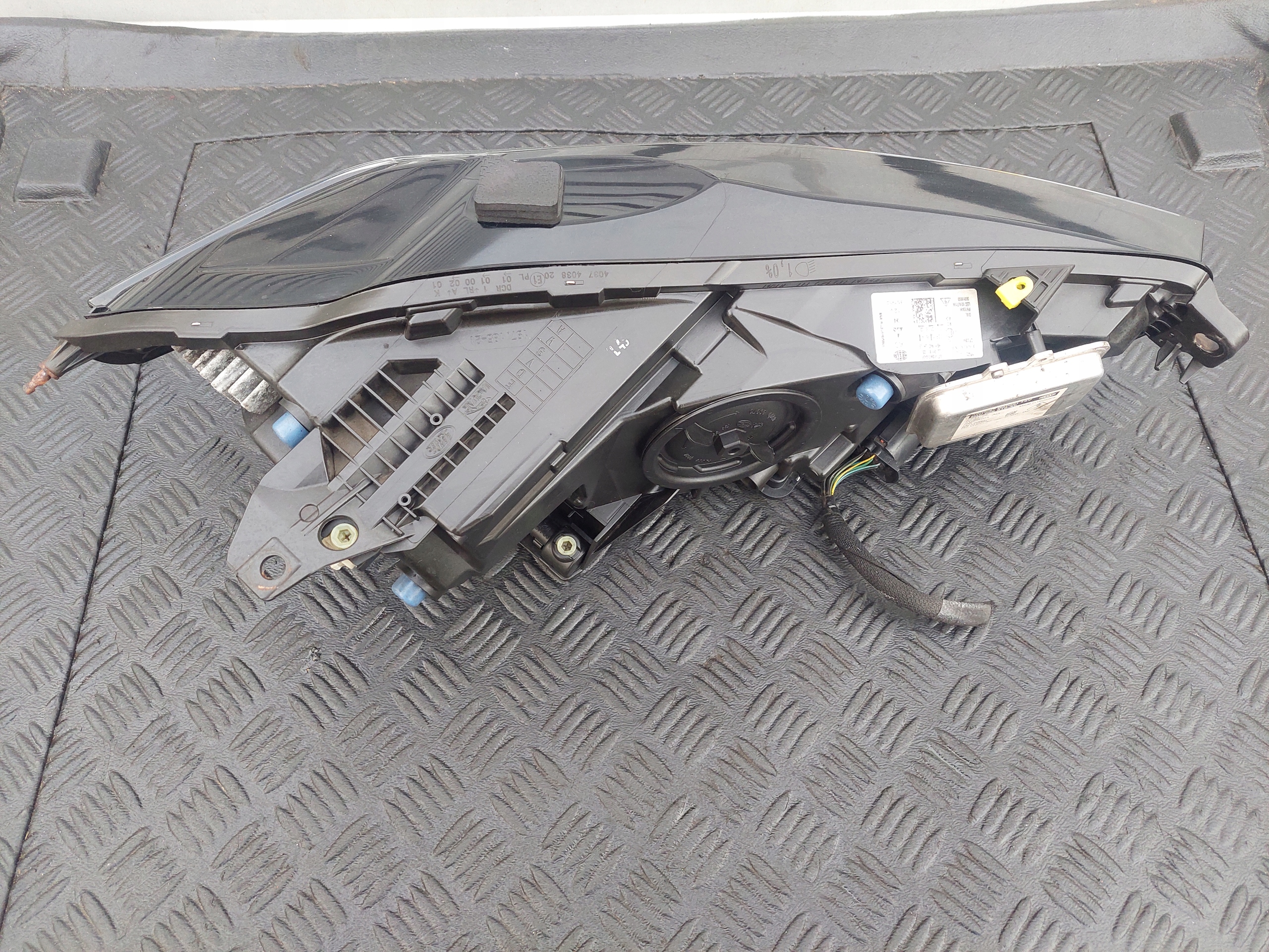 light front front left right XENON LED 11PIN JAGUAR XE X760