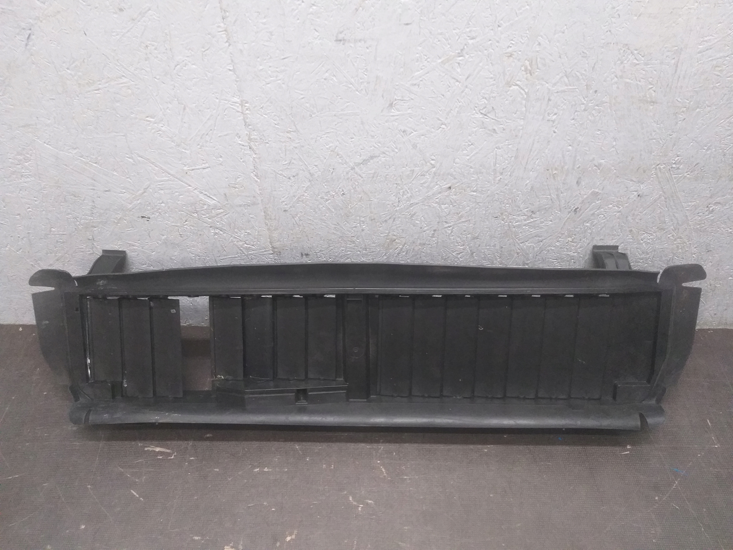 support panel for radiators blinds air line MERCEDES E class W213 A2135002900