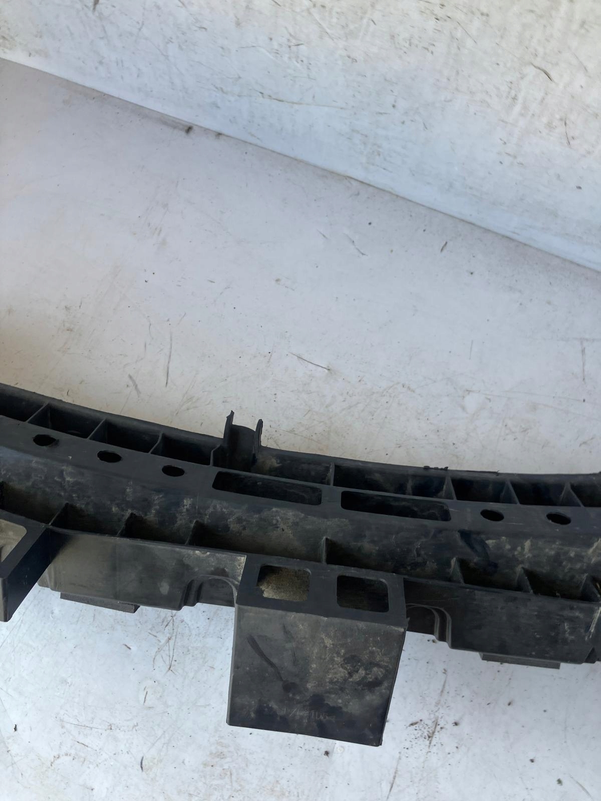 ABSORBER bumper support rear part CLIO IV HB 850908121R