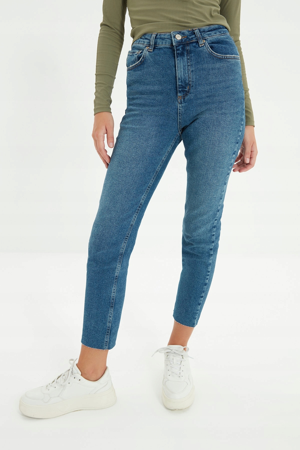 Trendyol Dámské Úzké Nohavice Džíny S Dlouhou Nohavicí, Modré, 40 6FA