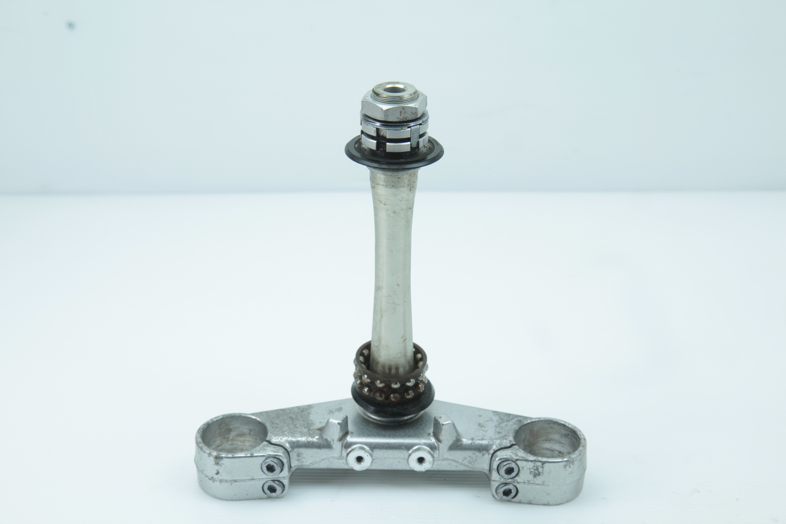 YAMAHA R6 RJ05 03-05 ПОЛИЦЯ НИЖНЯ 