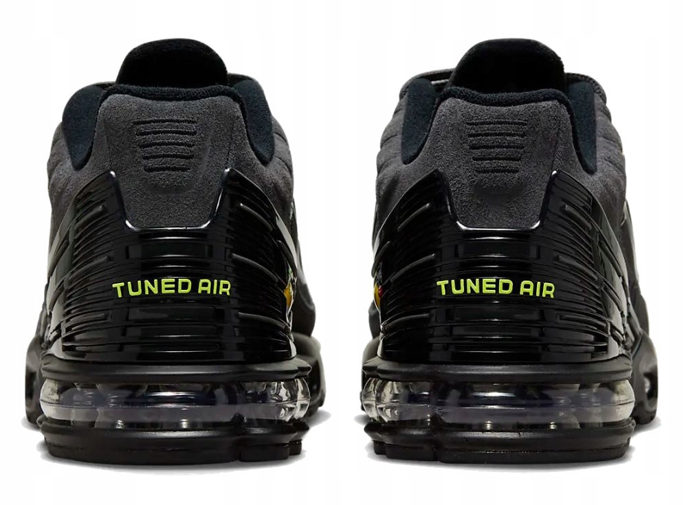 BUTY MĘSKIE SPORTOWE NIKE AIR MAX PLUS III Kolor czarny