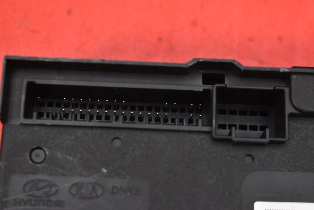 control unit module BODY CONTROL 95400-CV410 KIA EV6 GT-LINE 21
