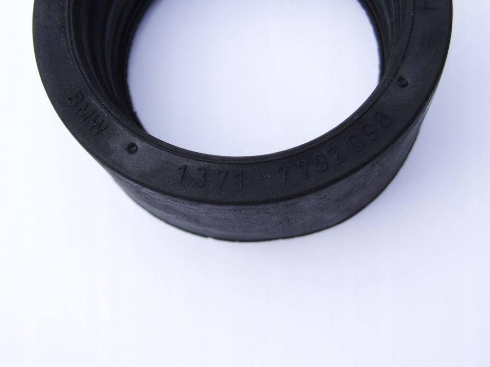 BMW E39 E46 E60 E90 330d 525d 530d Uszczelka Turbo Numer katalogowy części 13717792090