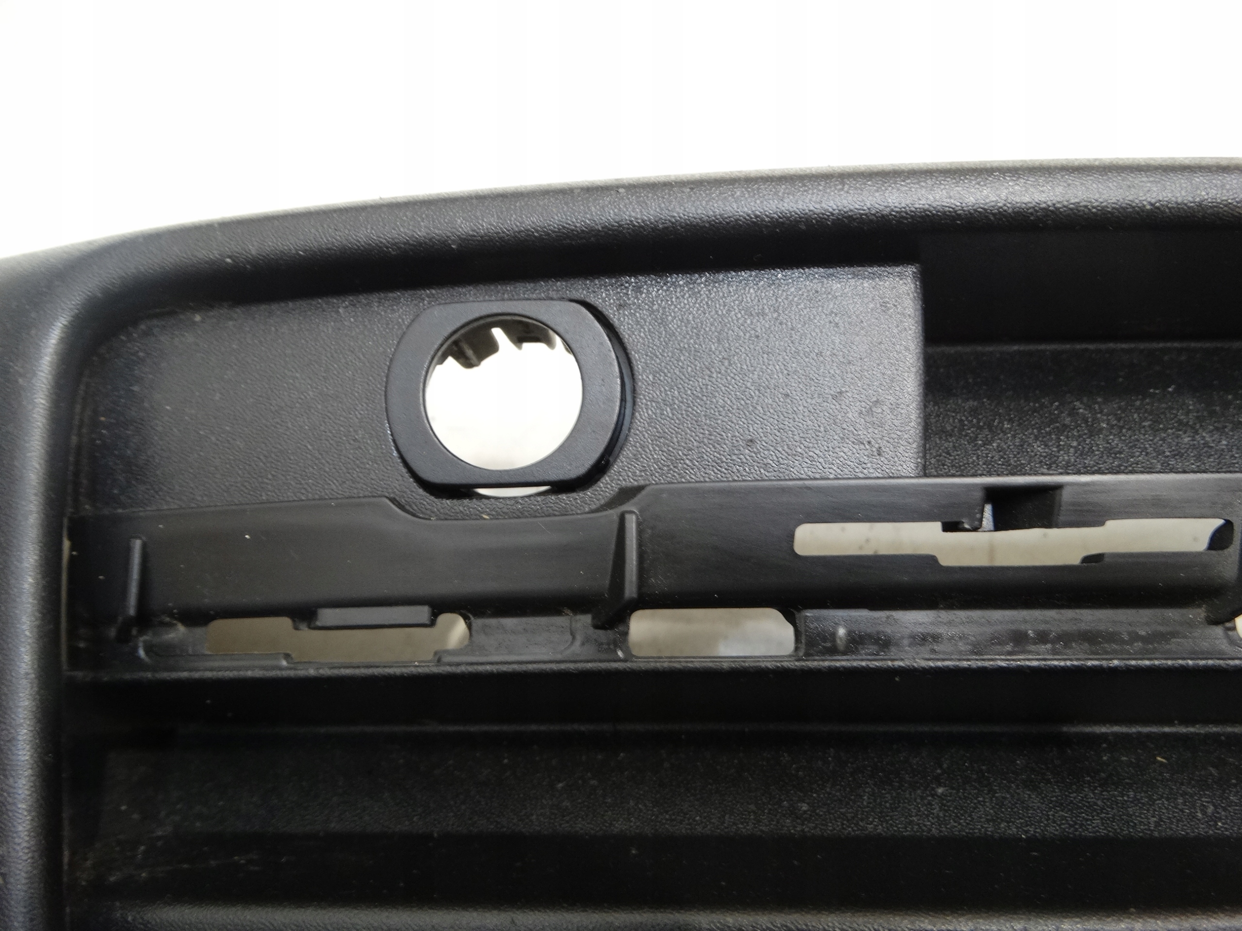 grid of a bumper left front VOLKSWAGEN TRANSPORTER T6 7E5853683