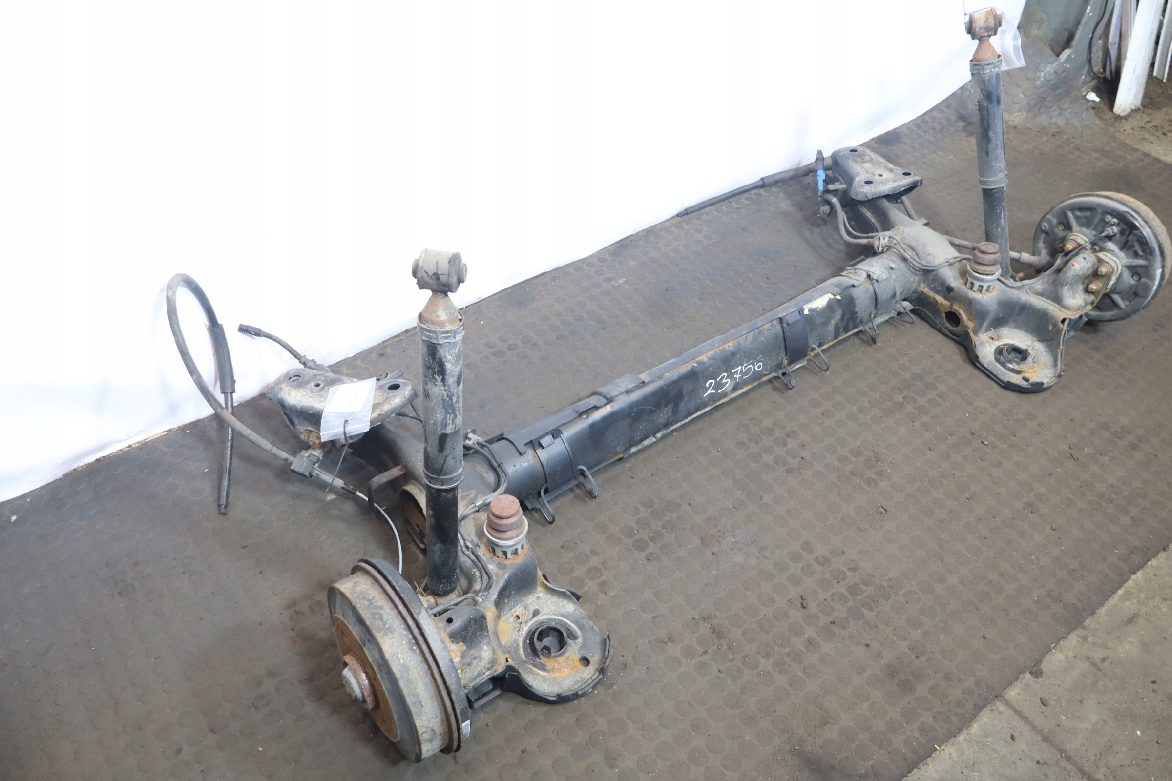 BELKA ZAWIESZENIA TYLNA PEUGEOT 301 LIFT