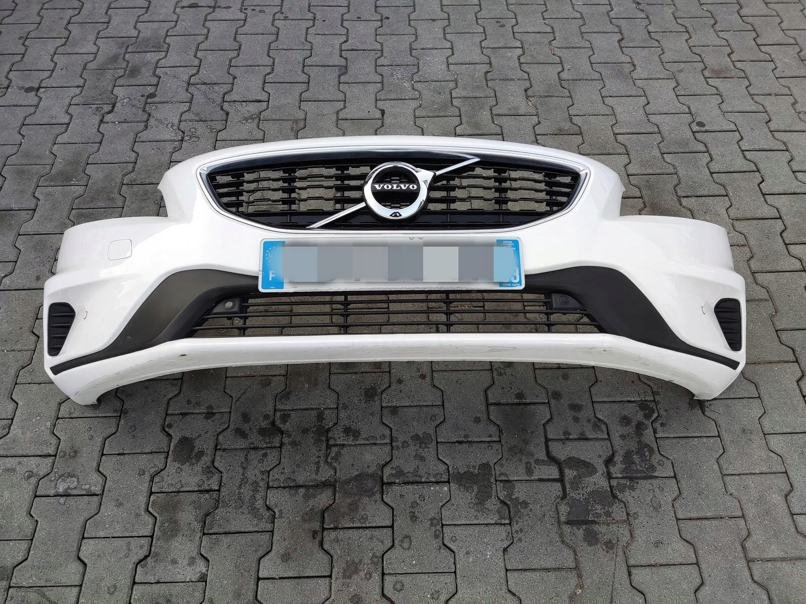 bumper front complete PDC sensors VOLVO V40 II LIFT 2016-2019 R-design