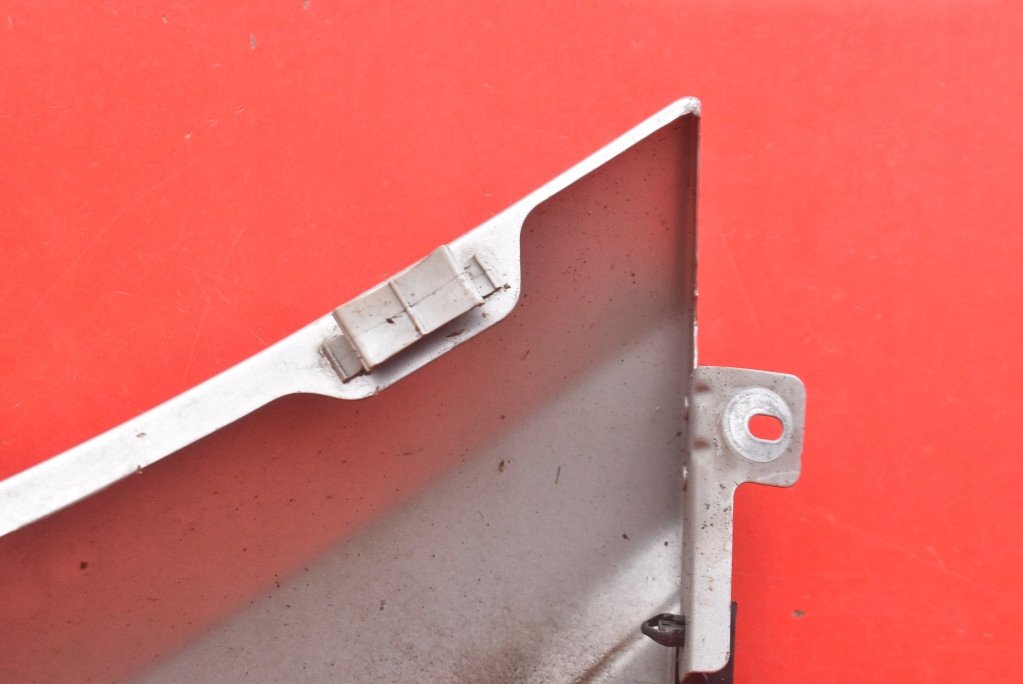 fender right front front SREBRNY RENAULT TRAFIC 14