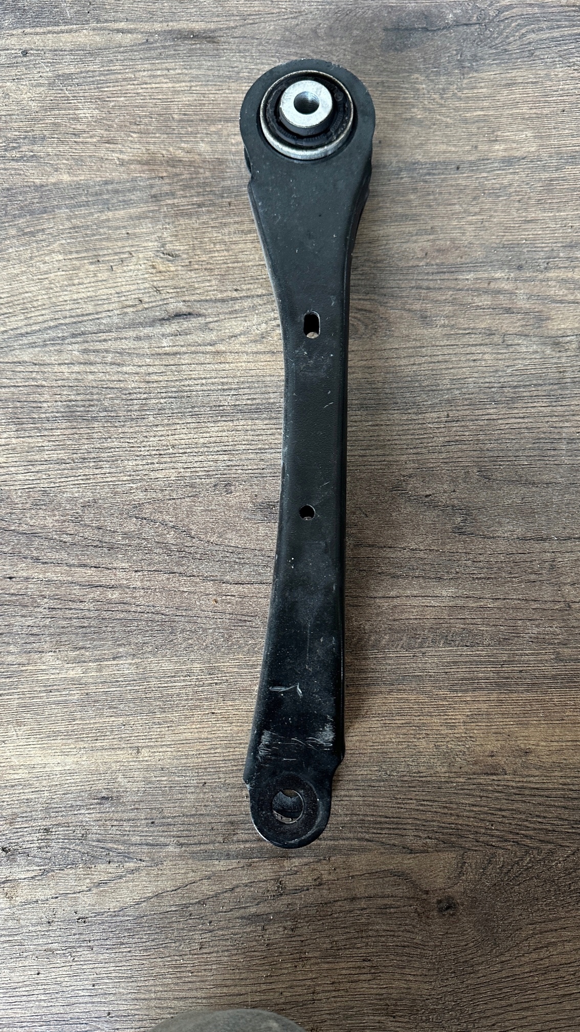 РИЧАГ ЛІВИЙ ЗАД. ЗАДНІЙ ОРИГІНАЛ ШКОДА ENYAQ iV VW Id4 ID.43r