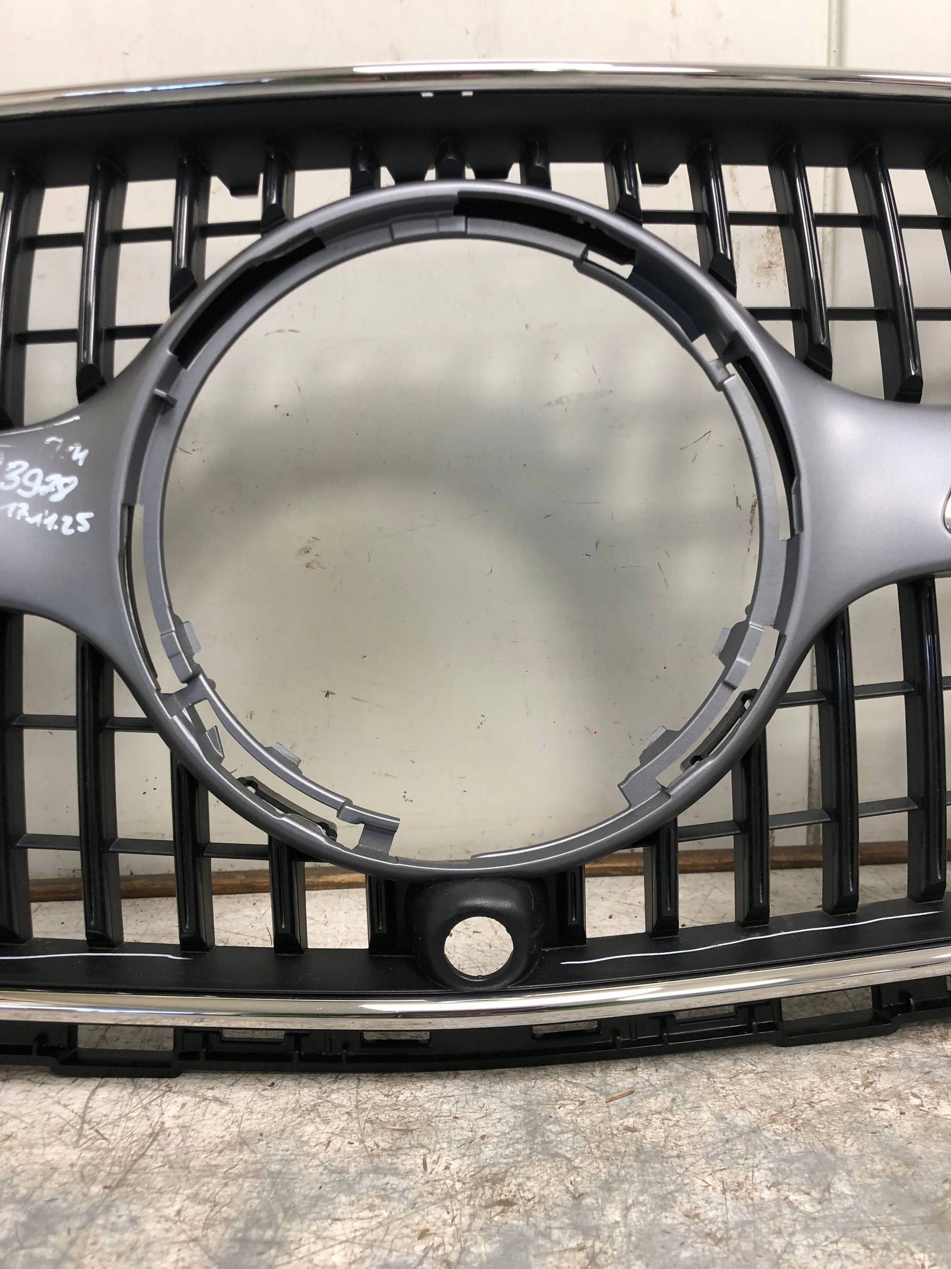 Grill Grill MERCEDES W254 C254 A2548881400