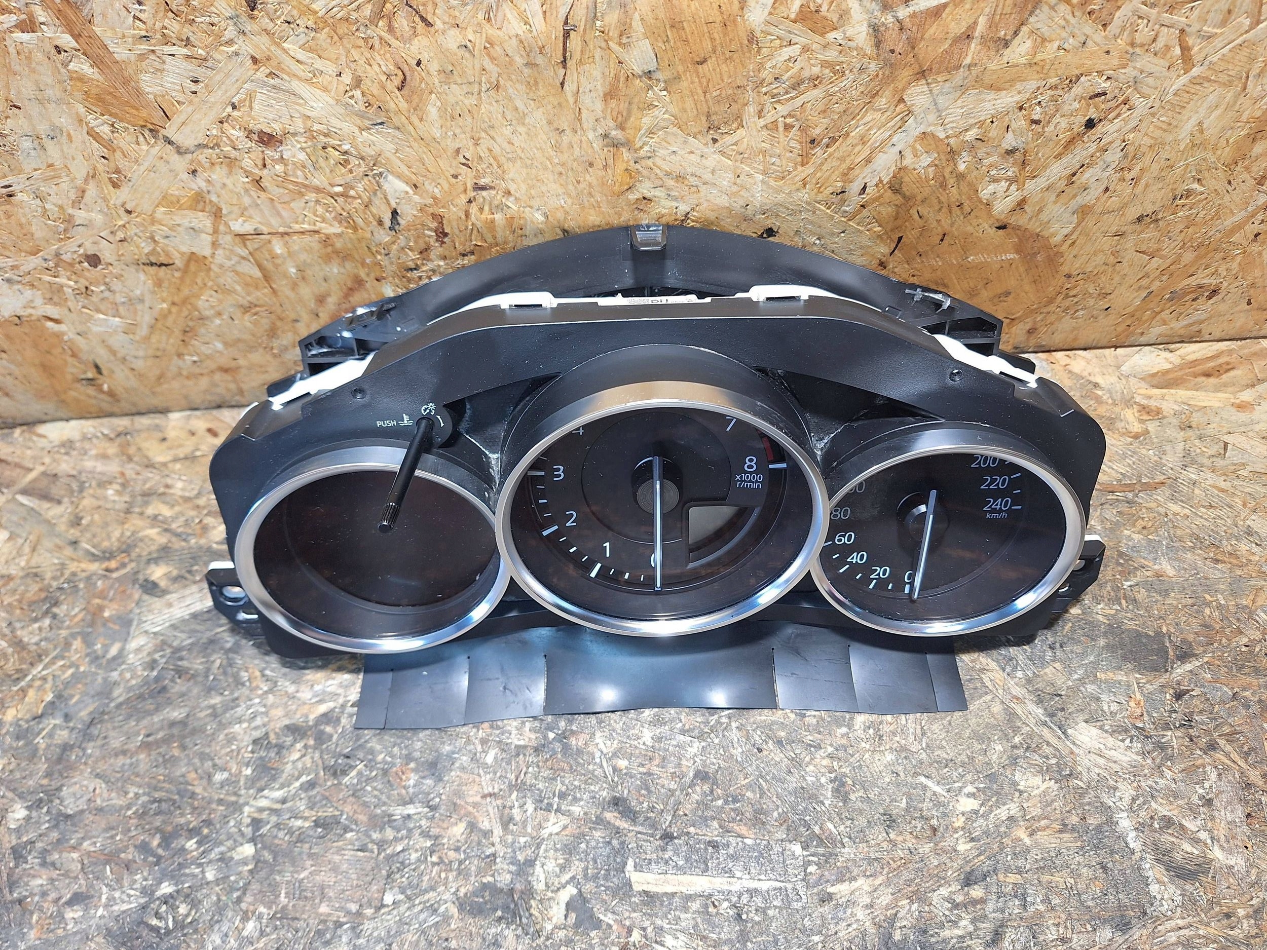 LICZNIK ZEGARY MAZDA MX5 ND LIFT NC9H55430 EUROPA za 1500.00PLN z