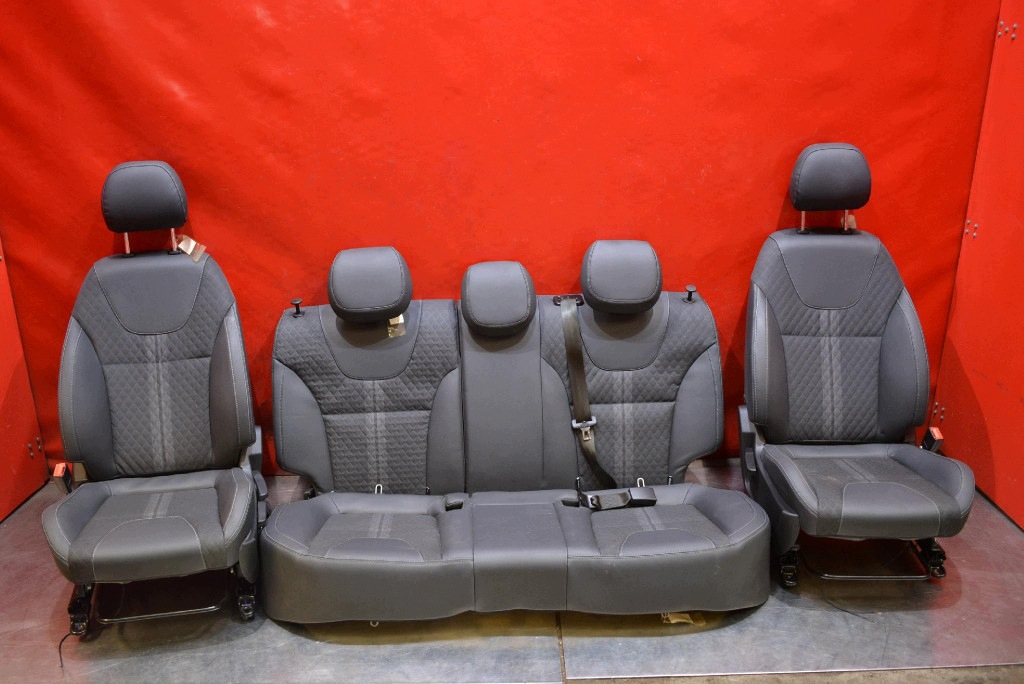 Sitz Sitze Seite Seiten Halbleder KOMPLET EU BAIC BEIJING X3 LIFT 19