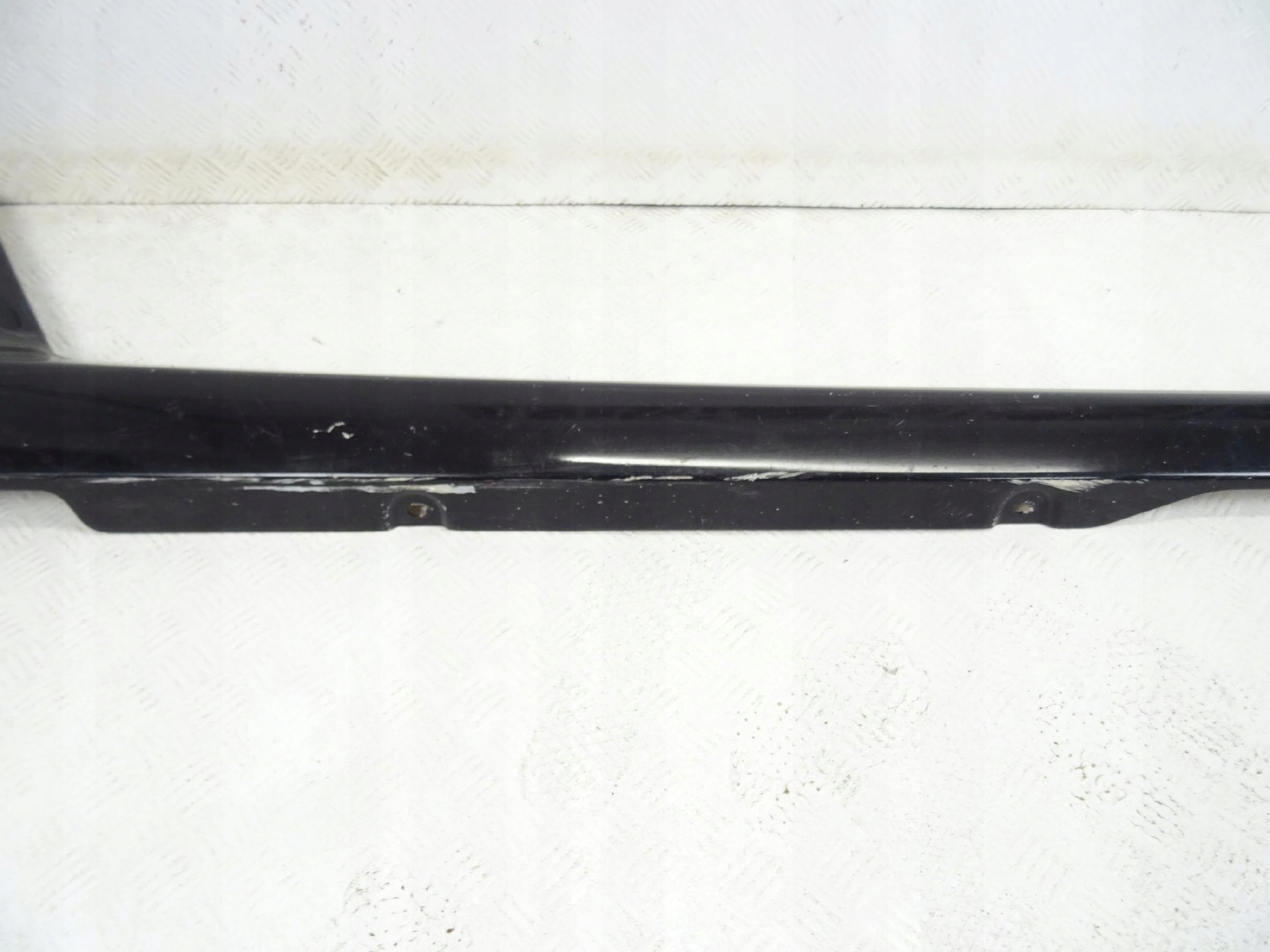 Ferrari 599 GTB moulding threshold right
