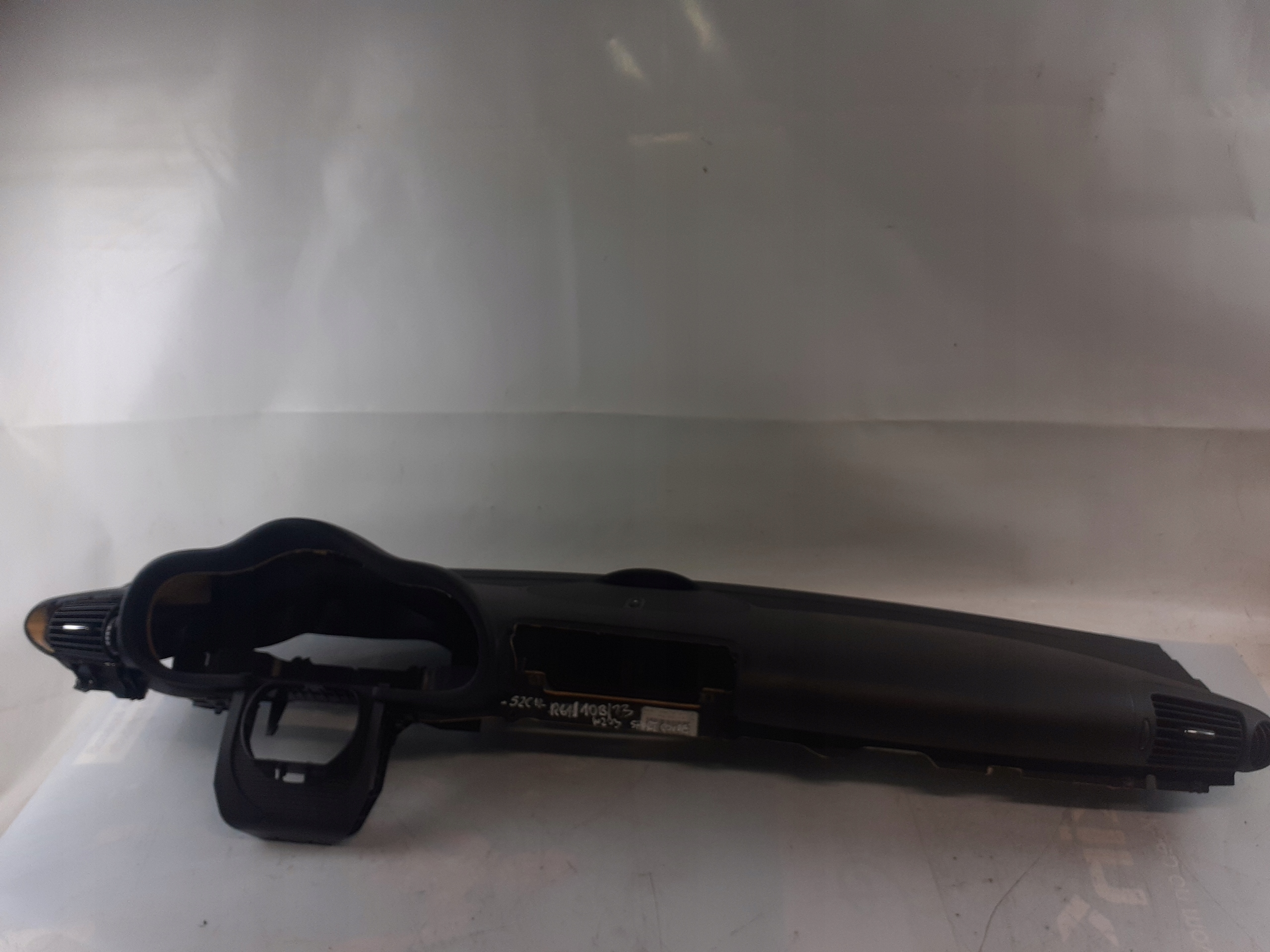 dashboard instrument panel console MERCEDES W203 EUROPA