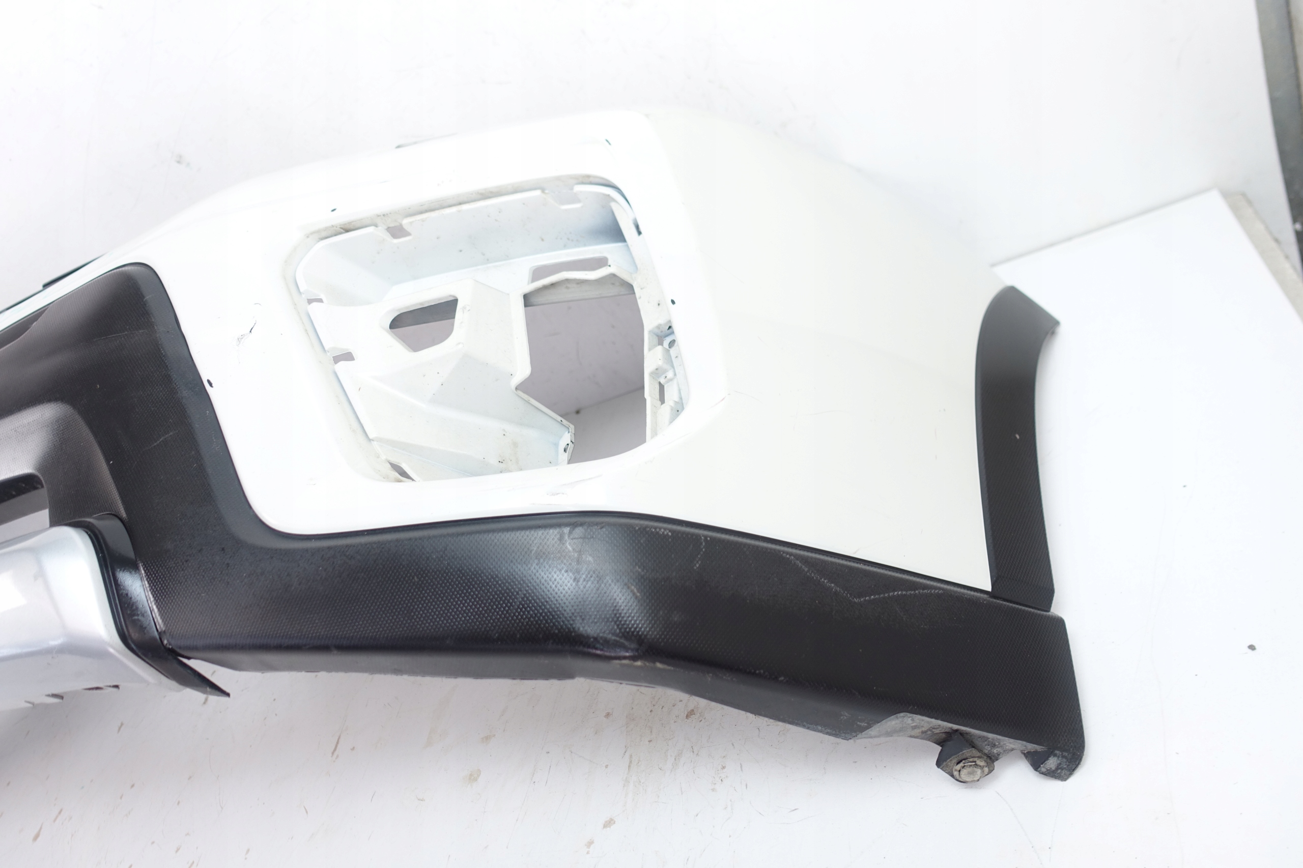 SUBARU FORESTER V 2018- bumper front front 57704SJ000