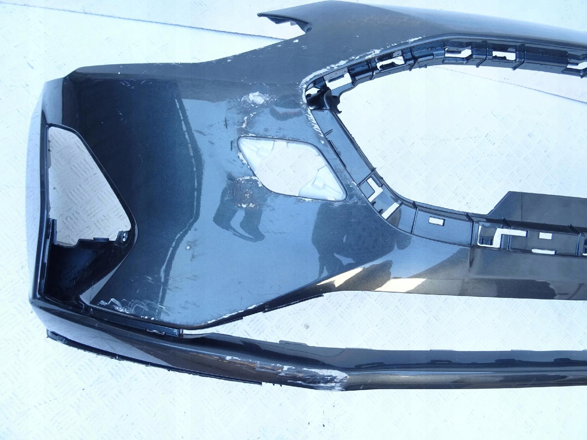 Ford Focus 4 MK4 18- Stoßstange vorne vorne
