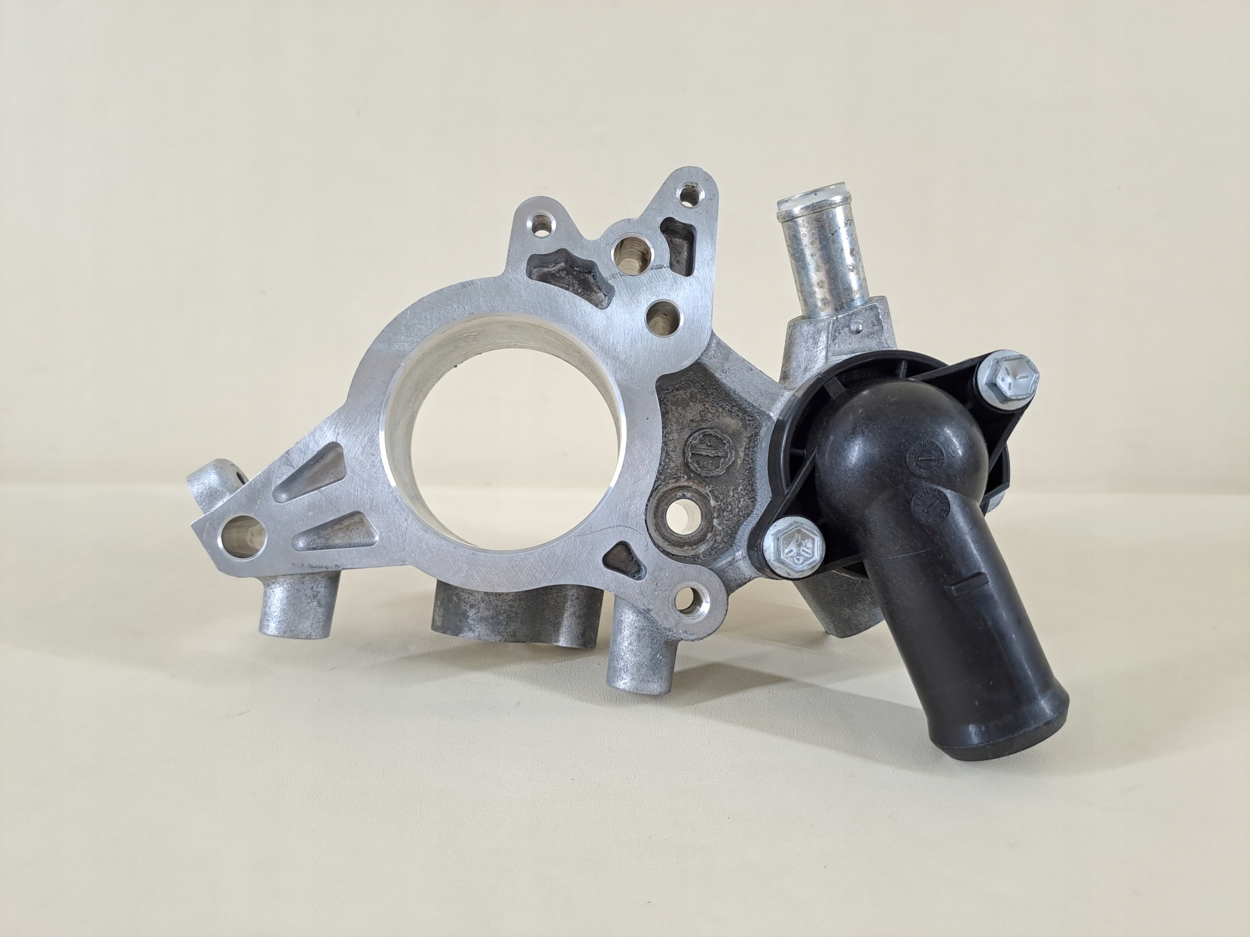 SUZUKI SX4 S-CROSS 18r LIFT 1.4T K14C abdeckung gehäuse des thermostats Thermostat Kühlmittelthermostat KRUCIEC