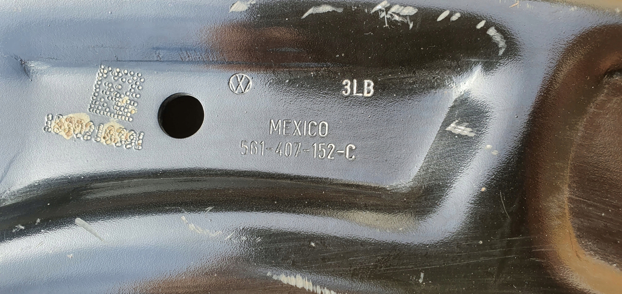 arm front right 561407152C VW PASSAT B8 USA