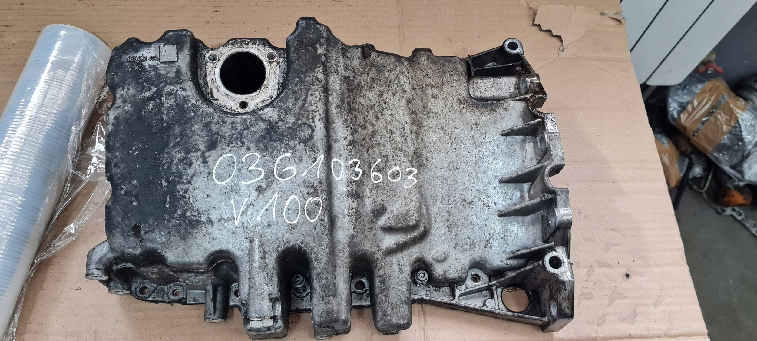 A6 C6 LIFT Ölwanne Grundlage 2.0 TDI 03G103603 A4 B8 A5