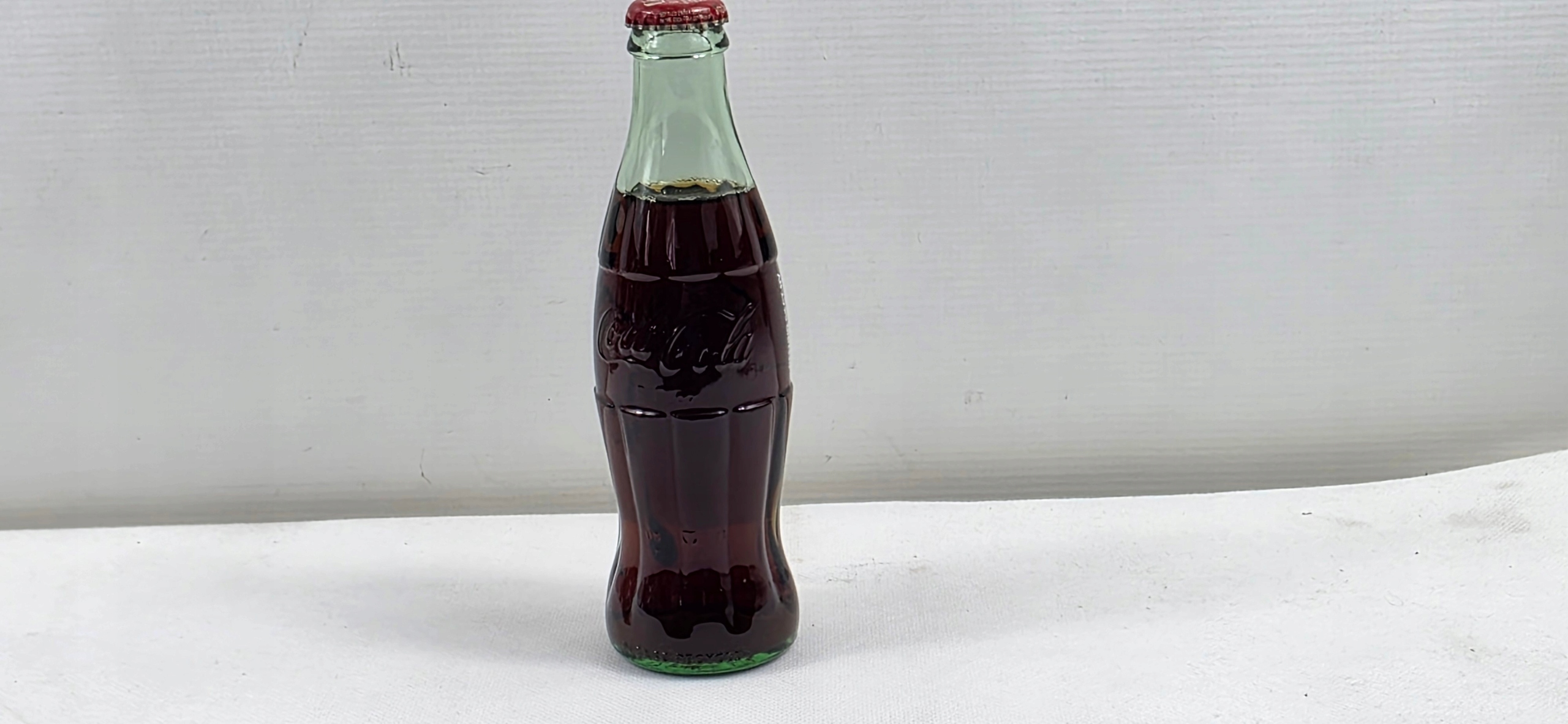 STARA KOLEKCJONERSKA BUTELKA COCA-COLA PEŁNA NIE OTWIERANA #8