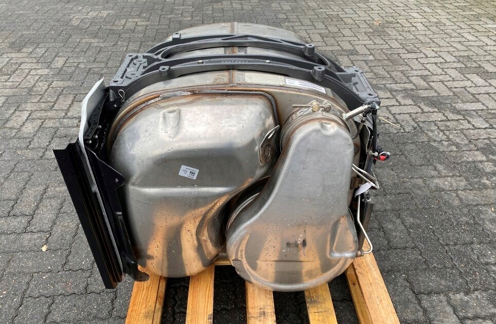 KATALIZATOR TŁUMIK RENAULT T / VOLVO FH4 21364821