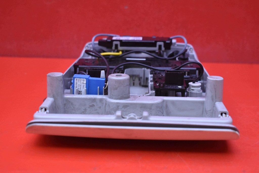 feu lumière interne avant 4G0947135 AUDI A6 C7 10-14