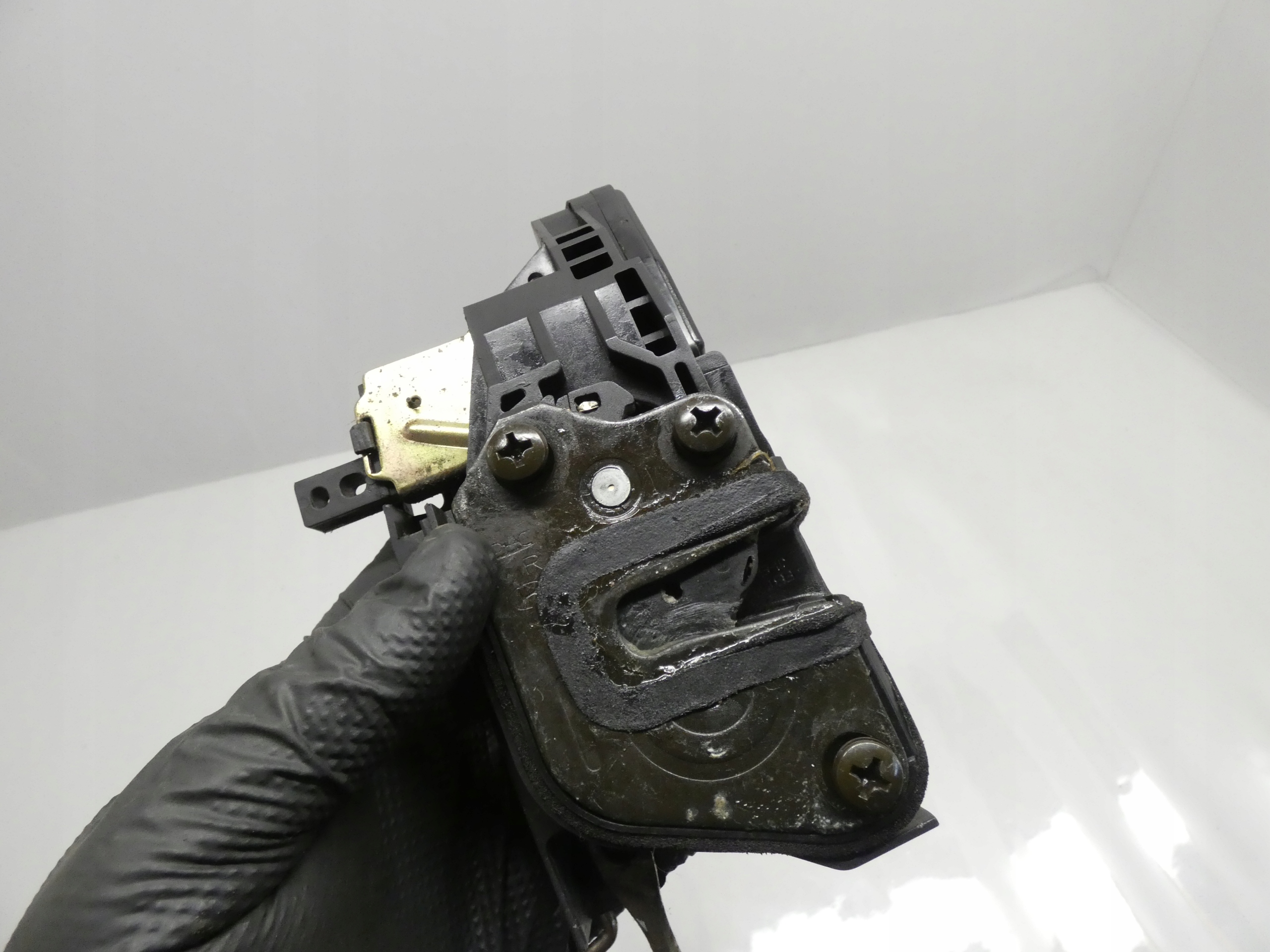 lock door right front HYUNDAI MATRIX 01-10 5PIN