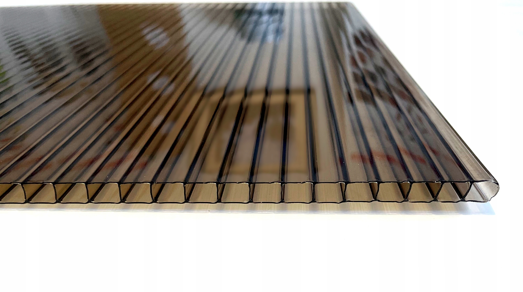 

Poliwęglan Komorowy dymiony brąz 4mm 695x2000mm