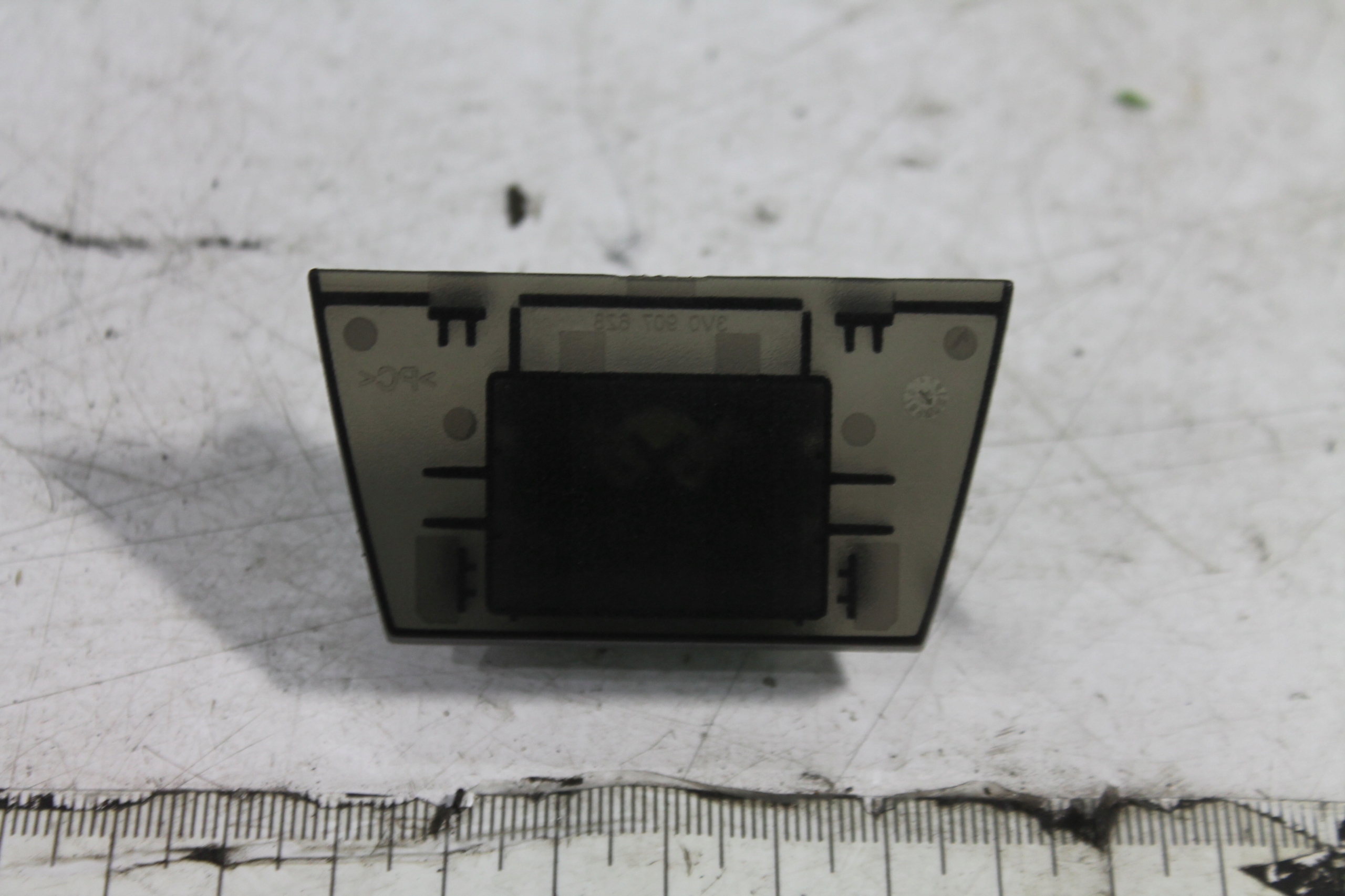 Sensor NASLONECZNIENIA 3V0907451 SUPERB III 15