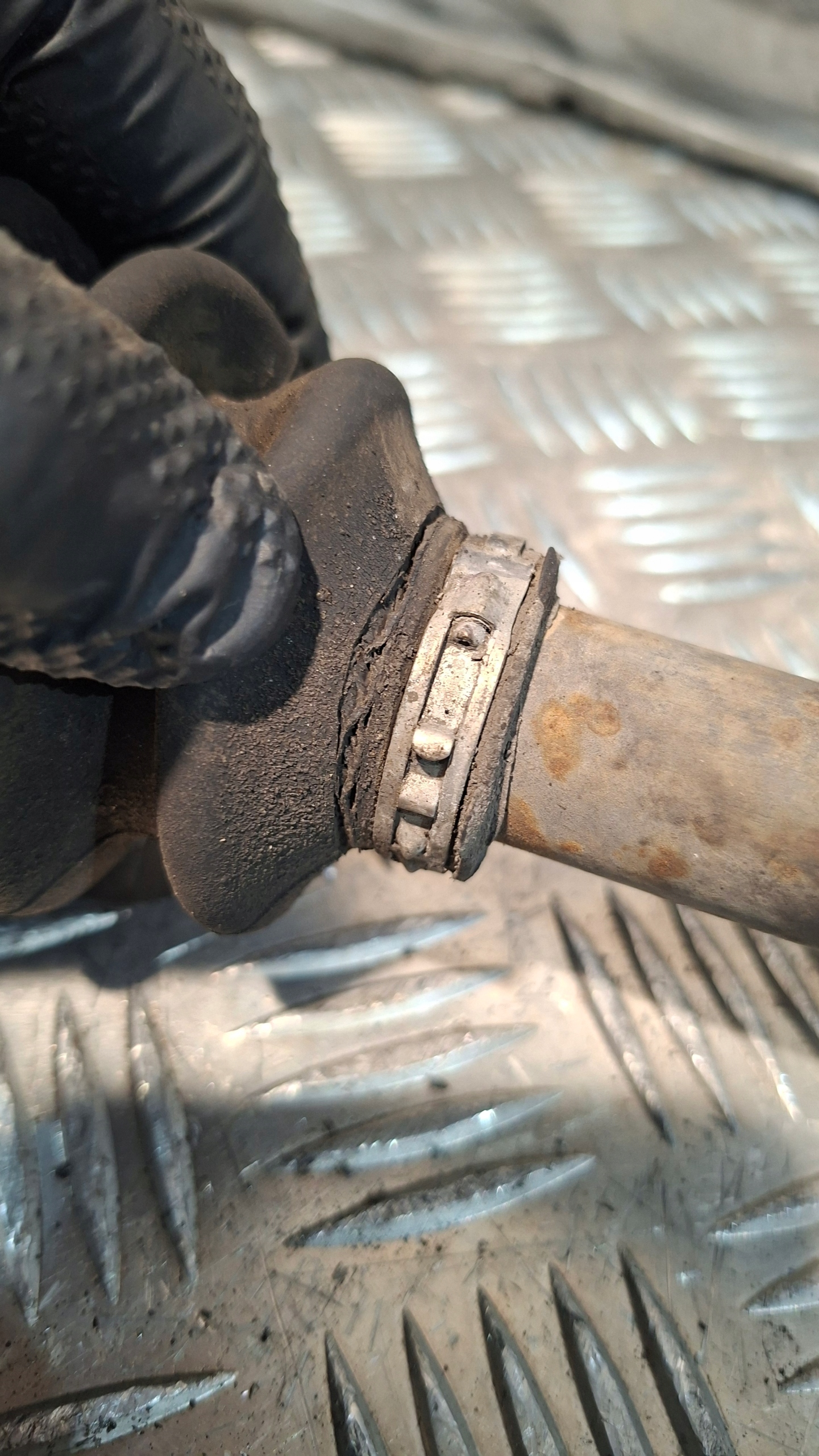semi-axis left PEUGEOT BIPPER 1.4