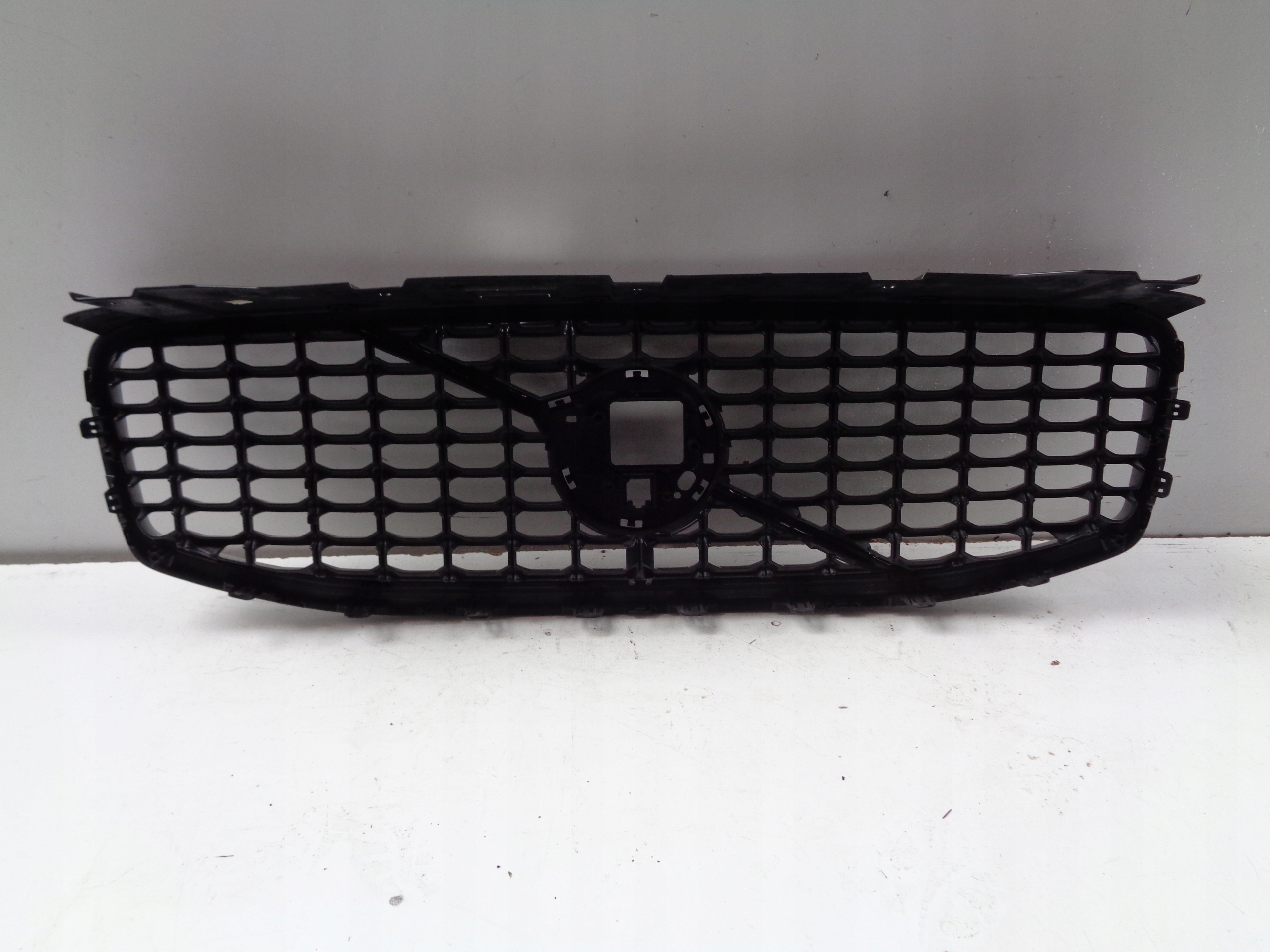 Grille VOLVO XC60 II 21- LIFT R-Design