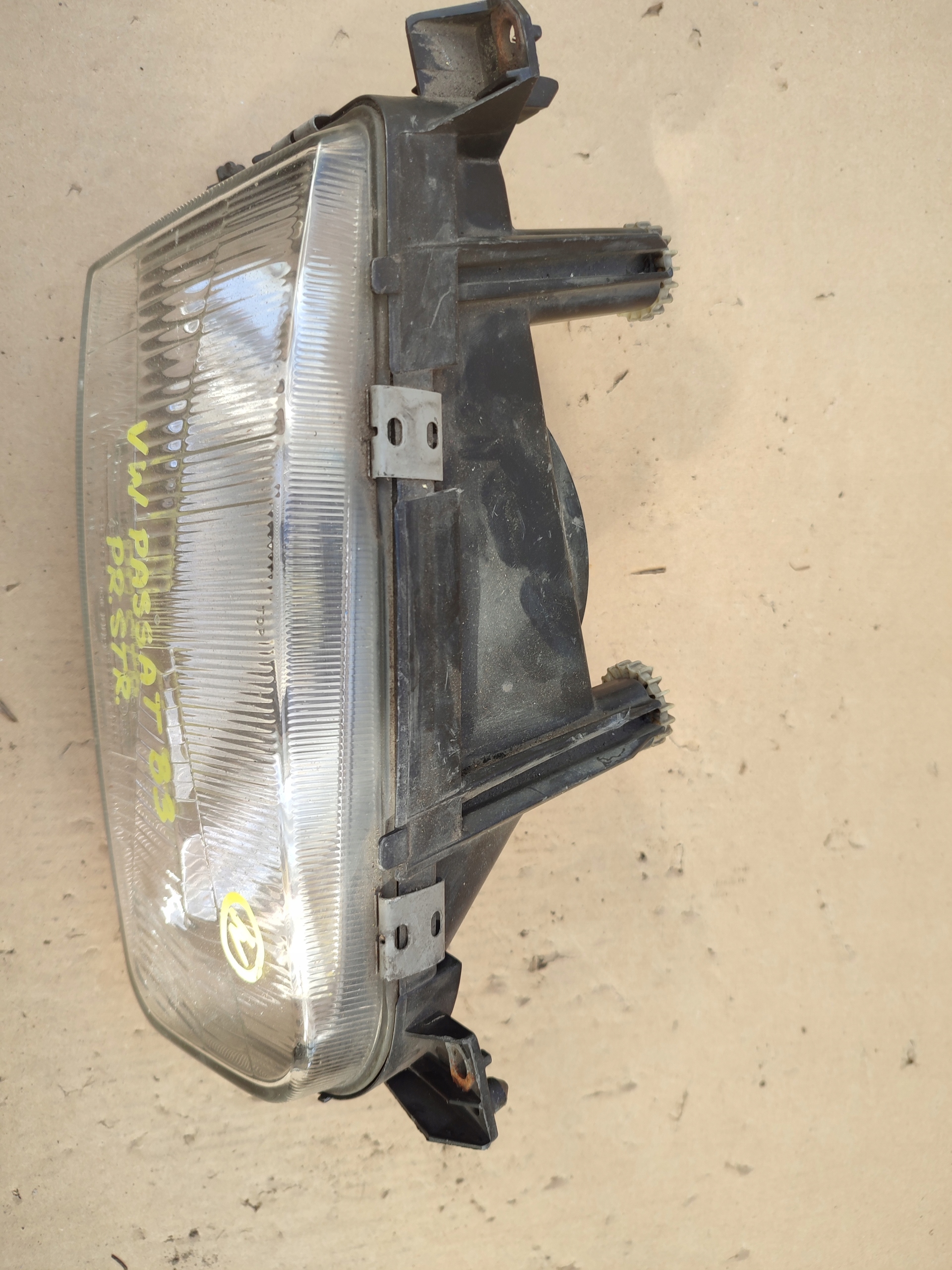 light right front right front Volkswagen passat B3