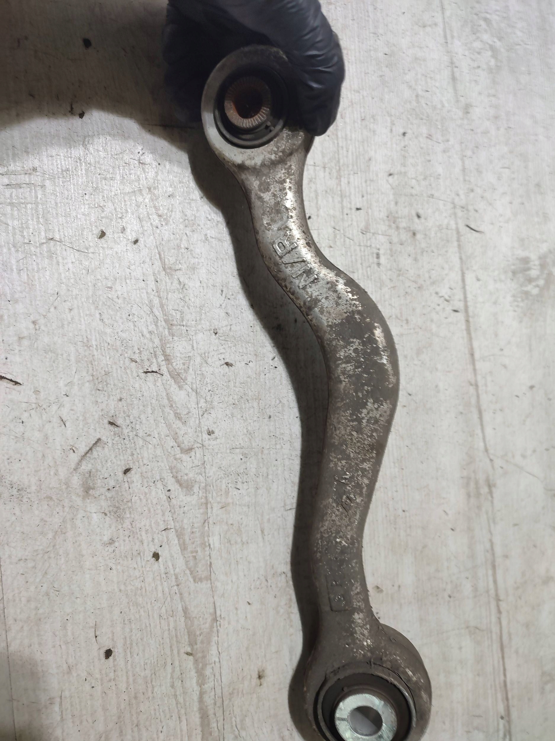 Lexus RC 2019 rear part side right arm rear