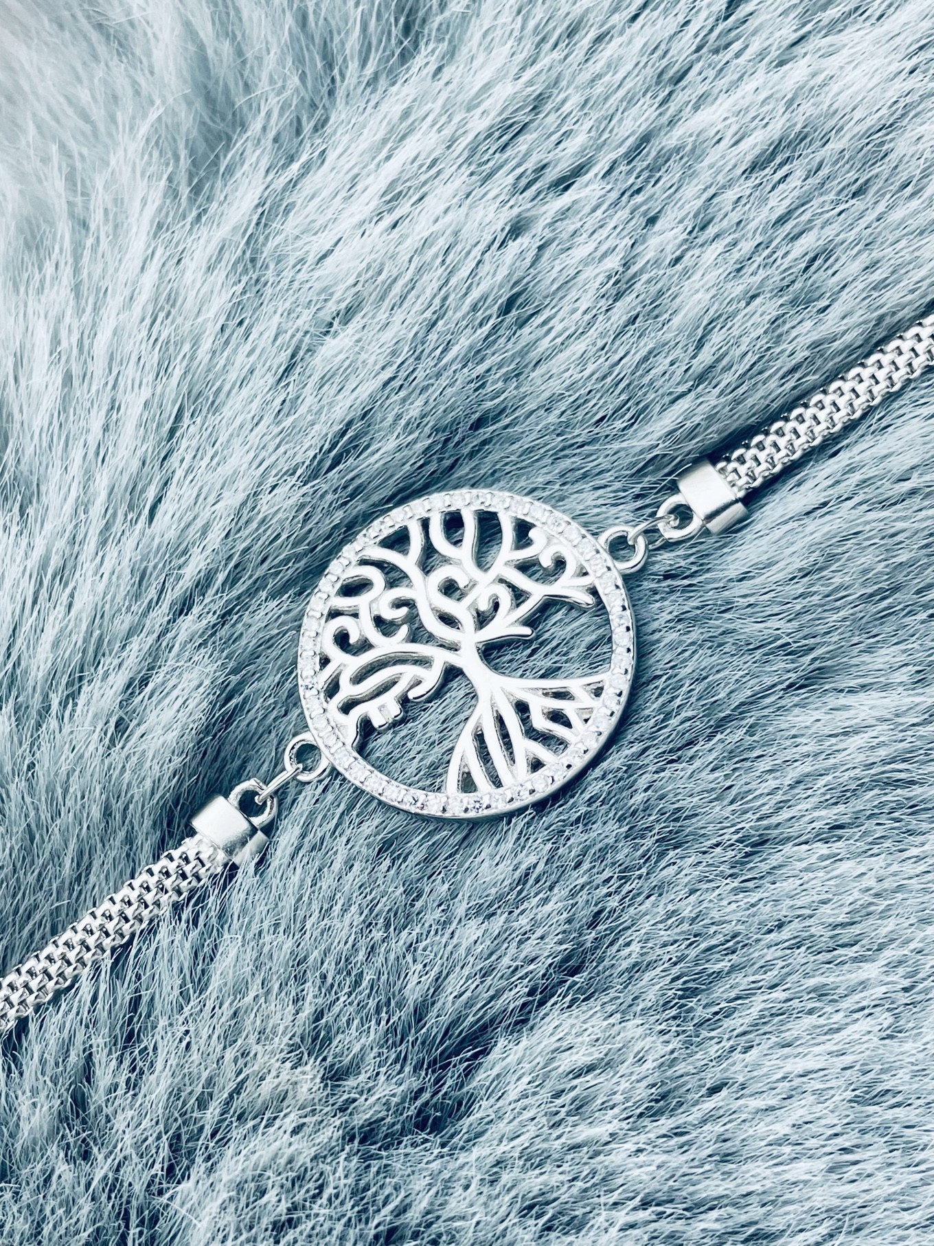 Stříbrný náramek hadík strom s zirkony