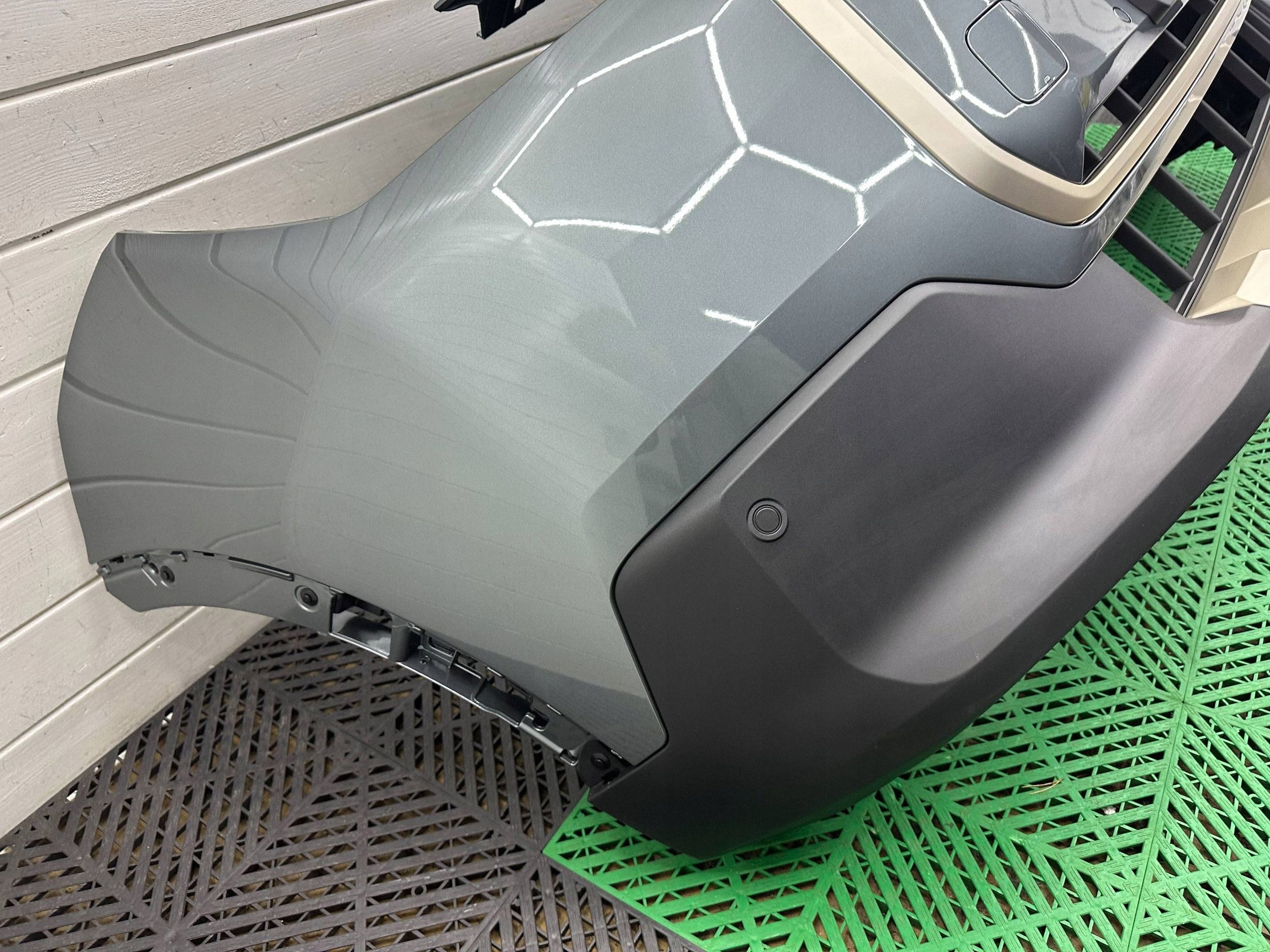 front bumper Mini Countryman U25 complete C71 SMOKEY GREEN