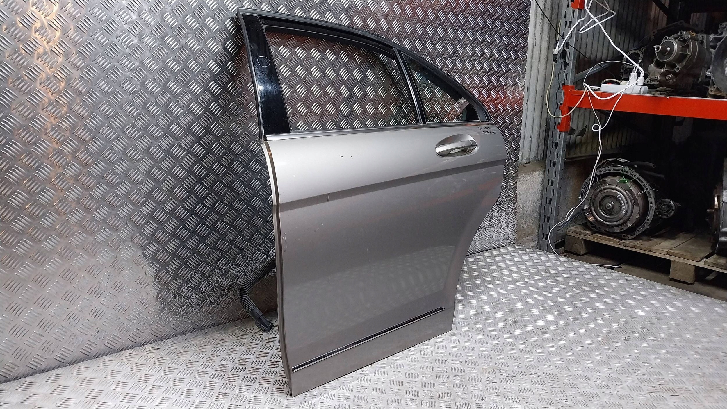 Tür heck links MERCEDES C-KLASA W204 07