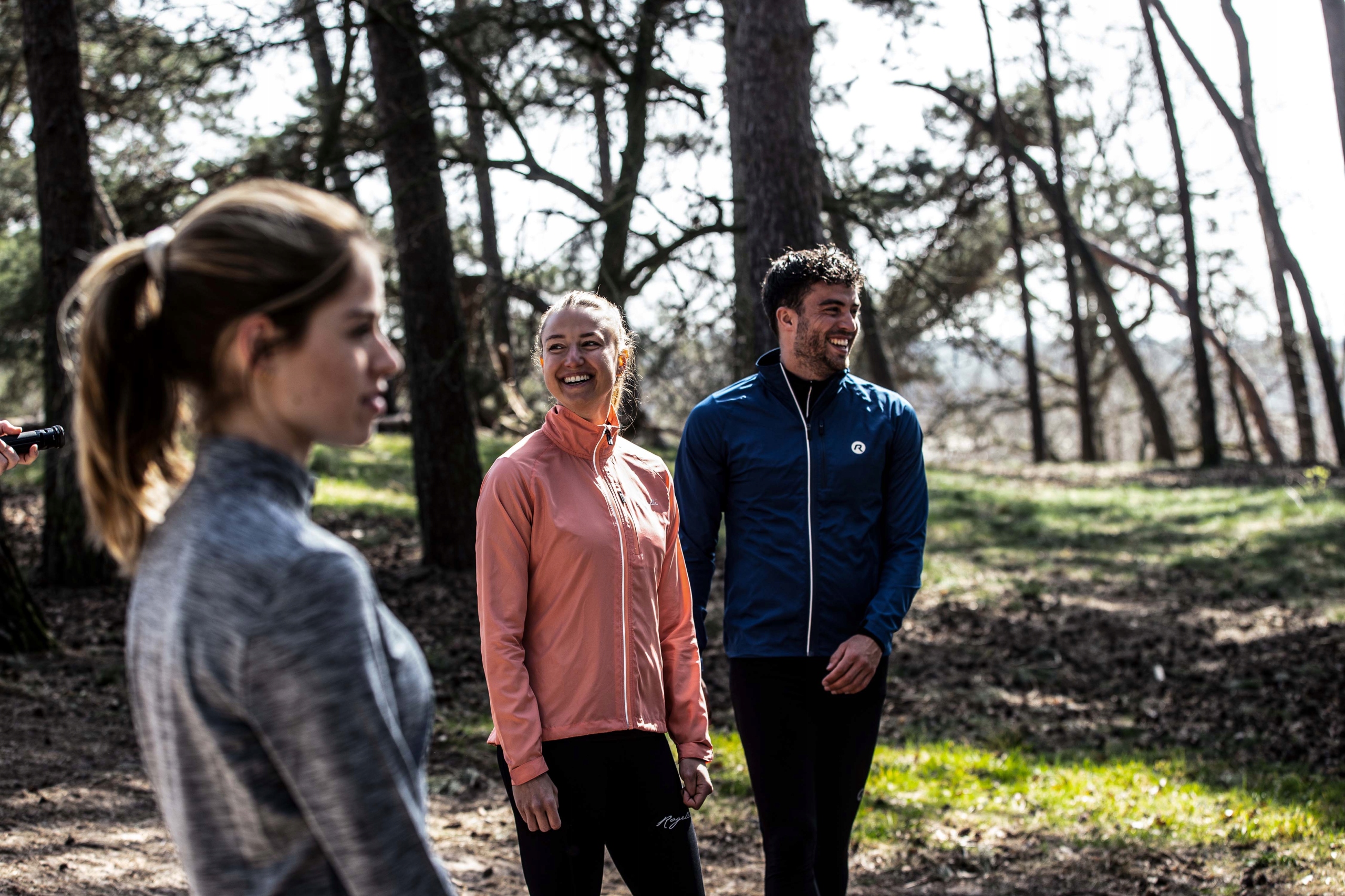 Rogelli CORE - damska kurtka do biegania Marka Rogelli