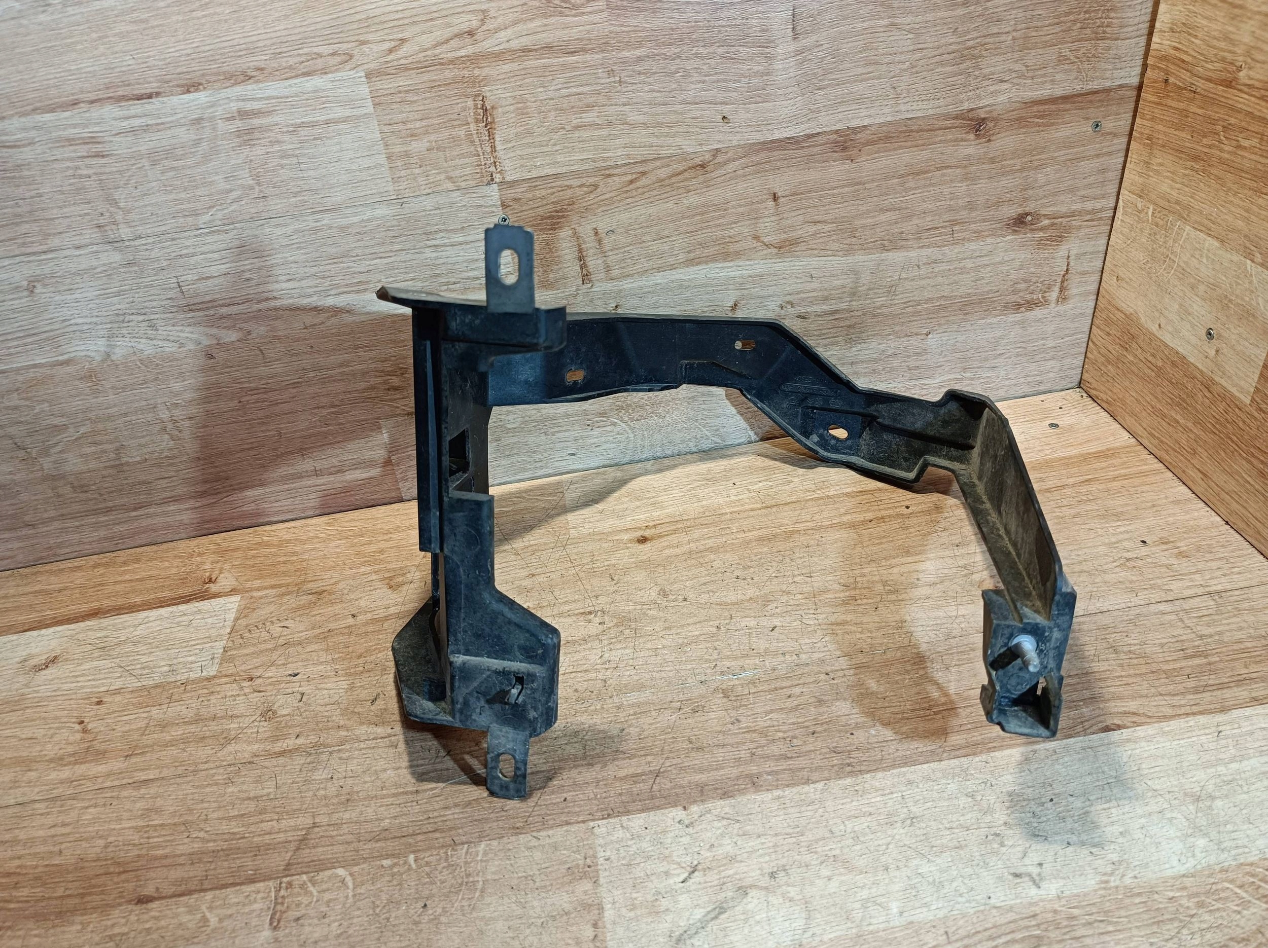 bracket holder of control Citroen C4 Cactus 9809530280