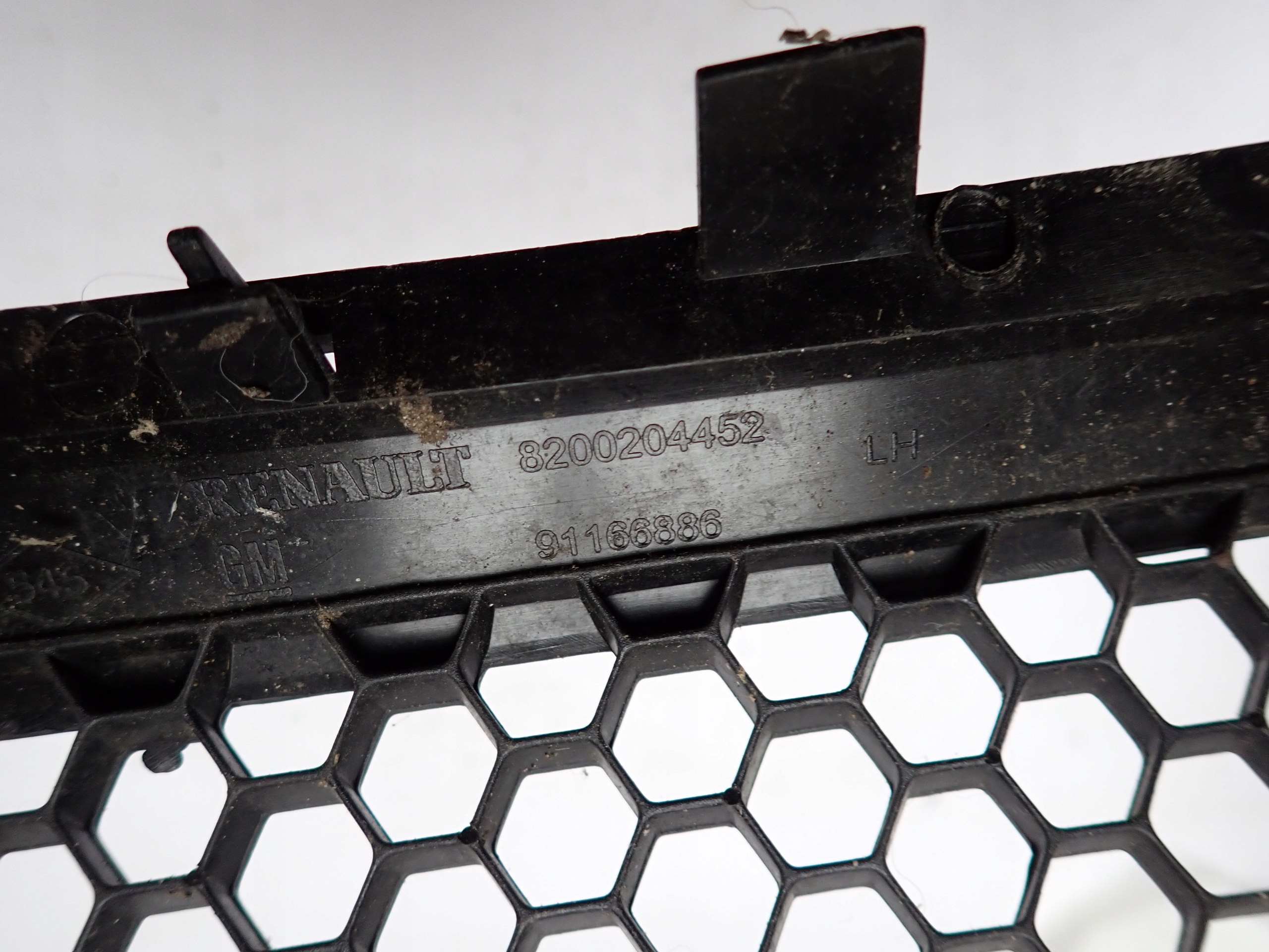 RENAULT TRAFIC II 01-14 grille GRILLA kidney grille left front