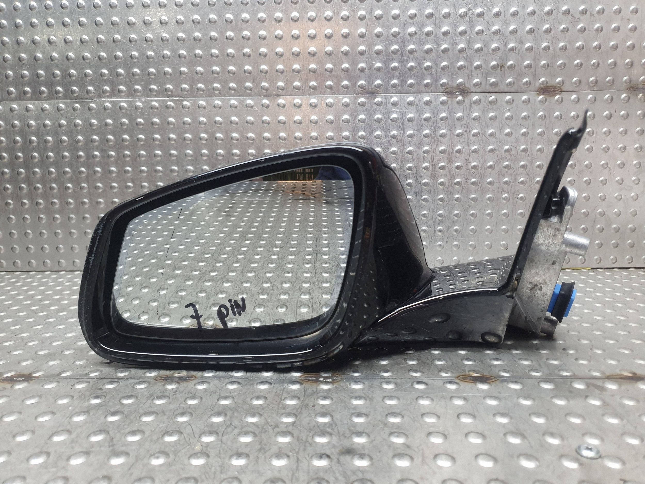 mirror left exterior 7 PIN 9408111 BMW F40