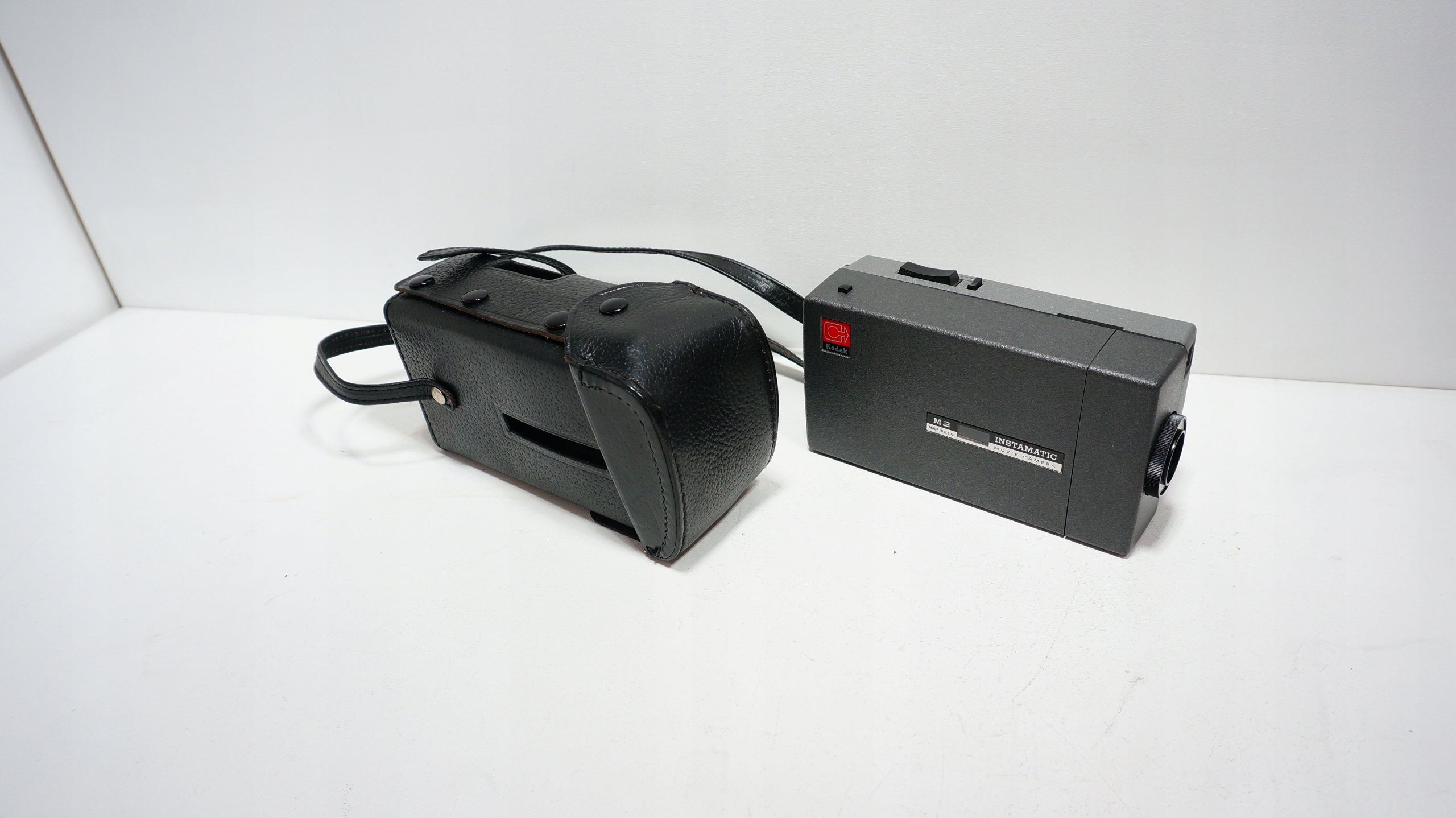 Kamera KODAK INSTAMATIC M2 Super 8 + Oryginalne Etui | Sprawna !
