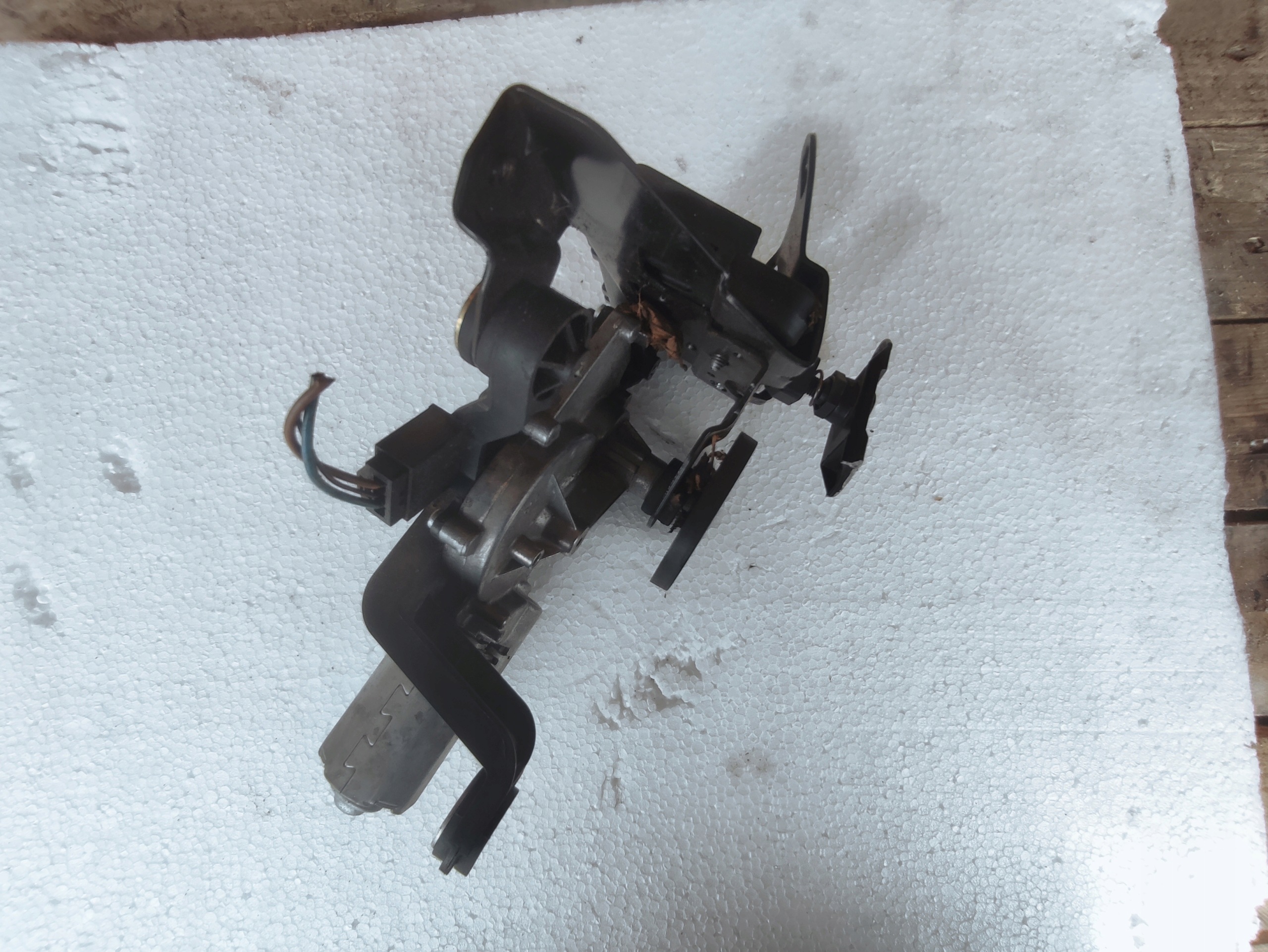 motor ablaktörlők far BMW 5 E60 E61 03-10r 1397220497