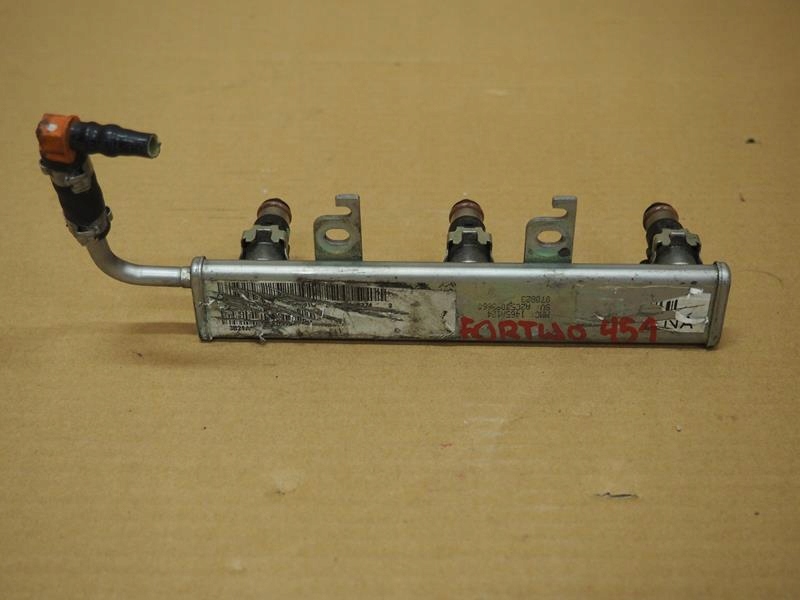 LISTWA WTRYSKOWA SMART FORTWO 451 A2C53093660